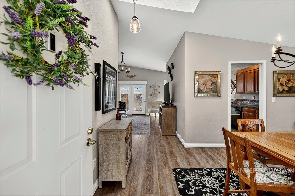 3215 Fircrest Ave, Caldwell, Idaho 83605, 3 Bedrooms, 2 Bathrooms, Residential For Sale, Price $334,900,MLS 98976876