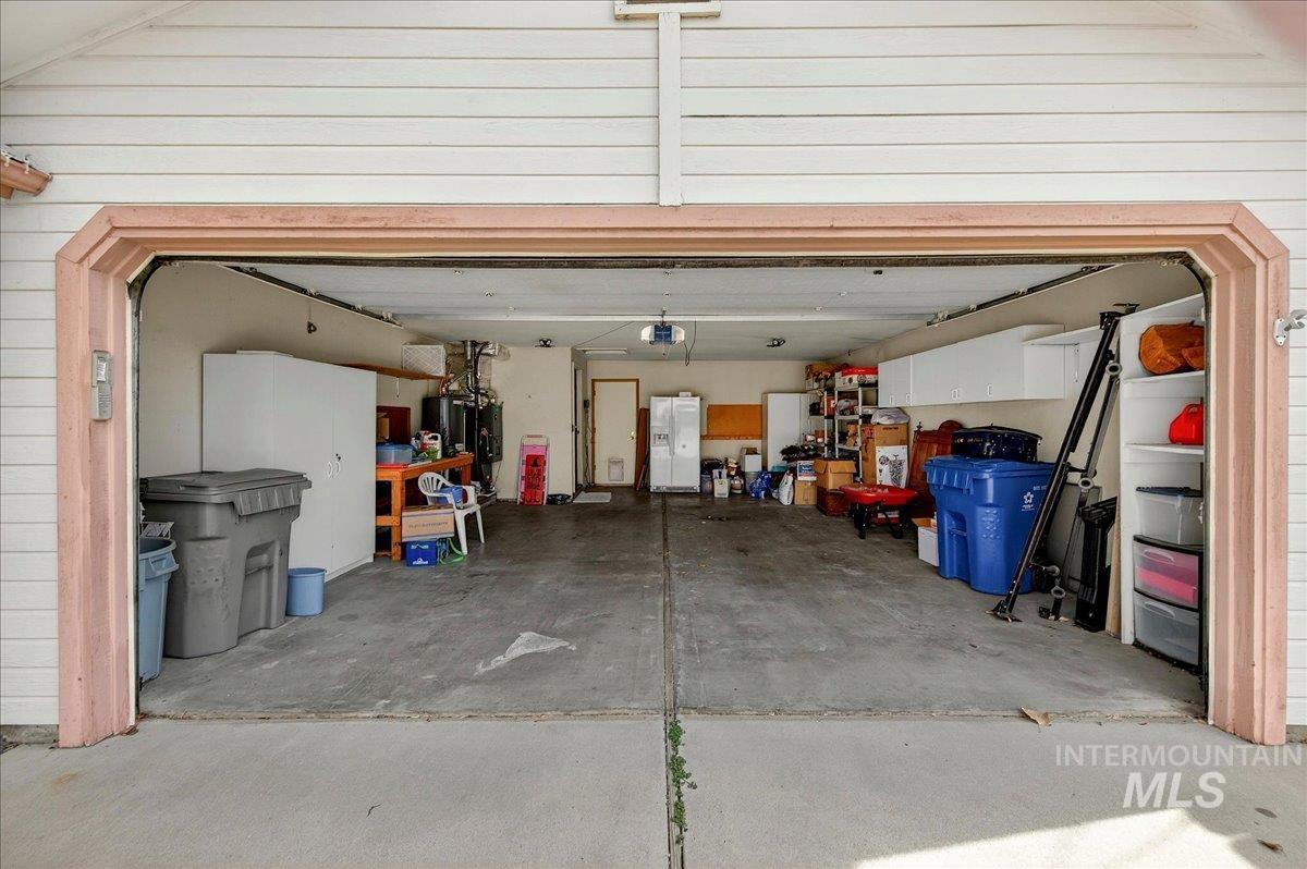 3215 Fircrest Ave, Caldwell, Idaho 83605, 3 Bedrooms, 2 Bathrooms, Residential For Sale, Price $334,900,MLS 98976876