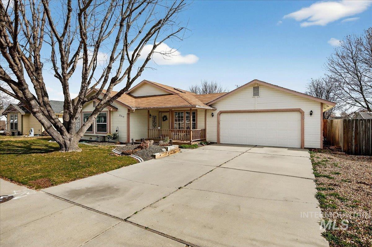 3215 Fircrest Ave, Caldwell, Idaho 83605, 3 Bedrooms, 2 Bathrooms, Residential For Sale, Price $334,900,MLS 98976876