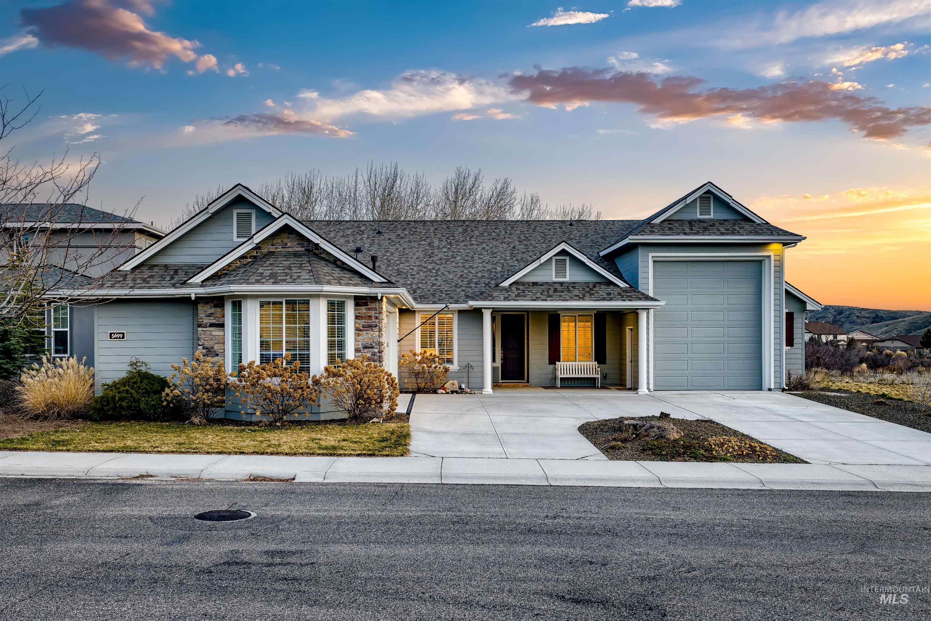5699 W Creeks Edge Drive, Boise, Idaho 83714, 3 Bedrooms, 2 Bathrooms, Residential For Sale, Price $825,000, 98976877