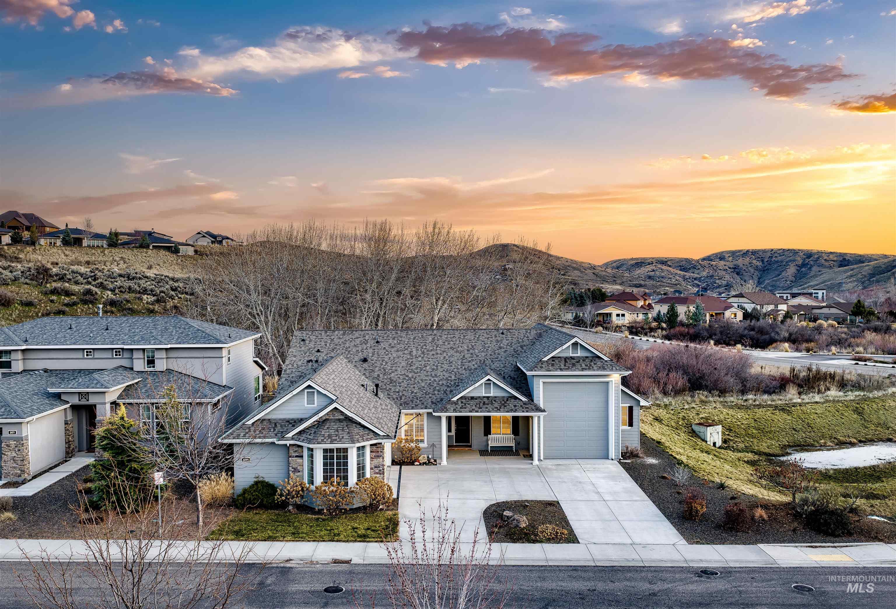 5699 W Creeks Edge Drive, Boise, Idaho 83714, 3 Bedrooms, 2 Bathrooms, Residential For Sale, Price $825,000, 98976877