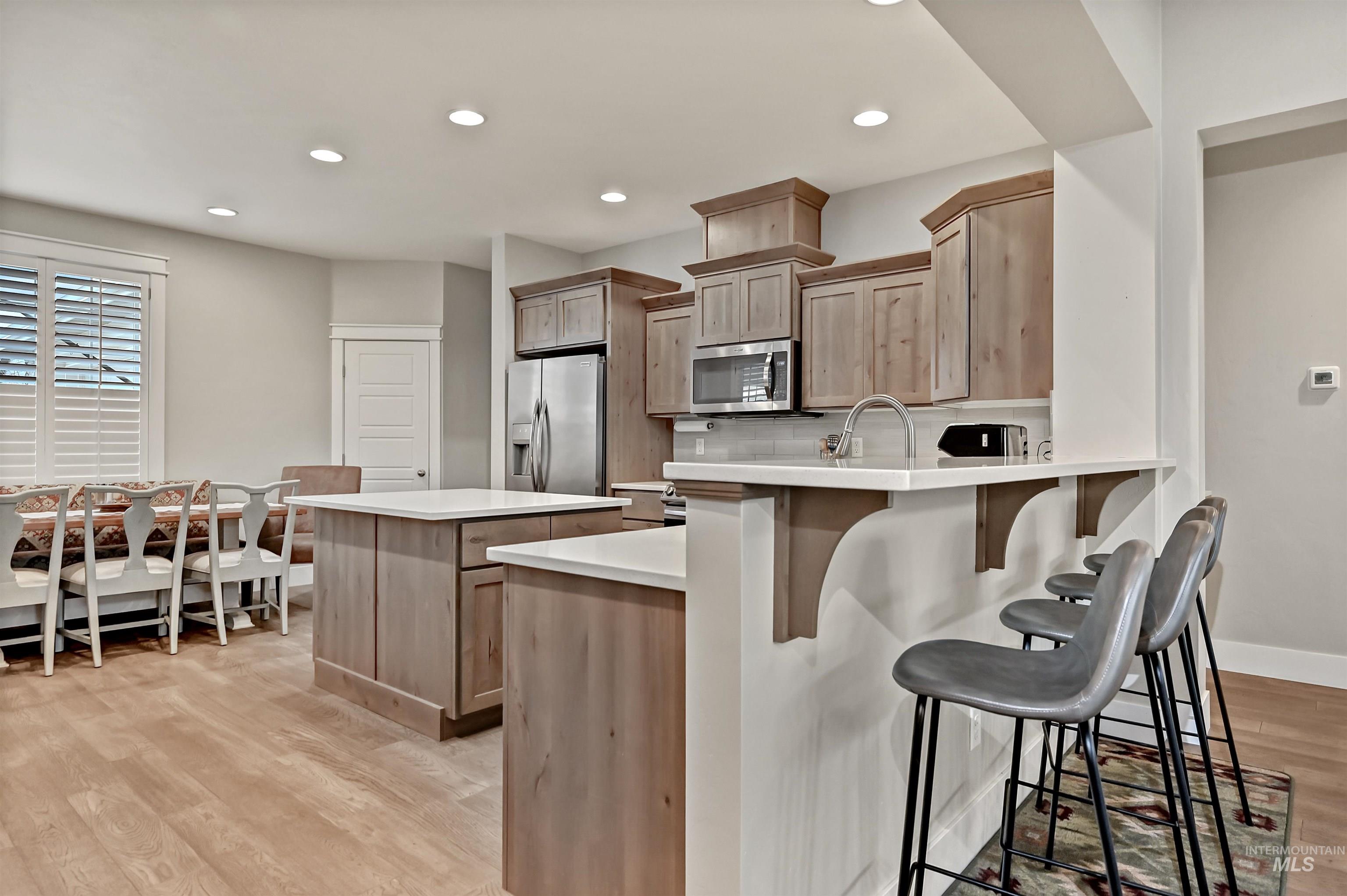 5699 W Creeks Edge Drive, Boise, Idaho 83714, 3 Bedrooms, 2 Bathrooms, Residential For Sale, Price $825,000, 98976877