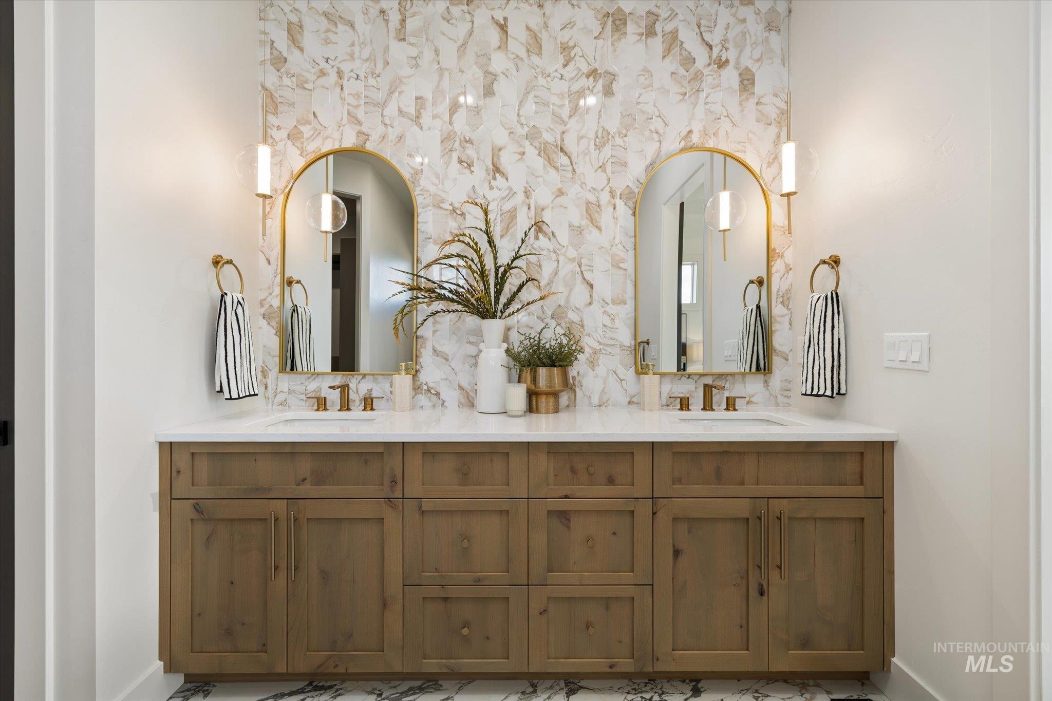 22625 Aura Vista Way, Caldwell, Idaho 83607, 4 Bedrooms, 3.5 Bathrooms, Residential For Sale, Price $1,175,000, 98976880