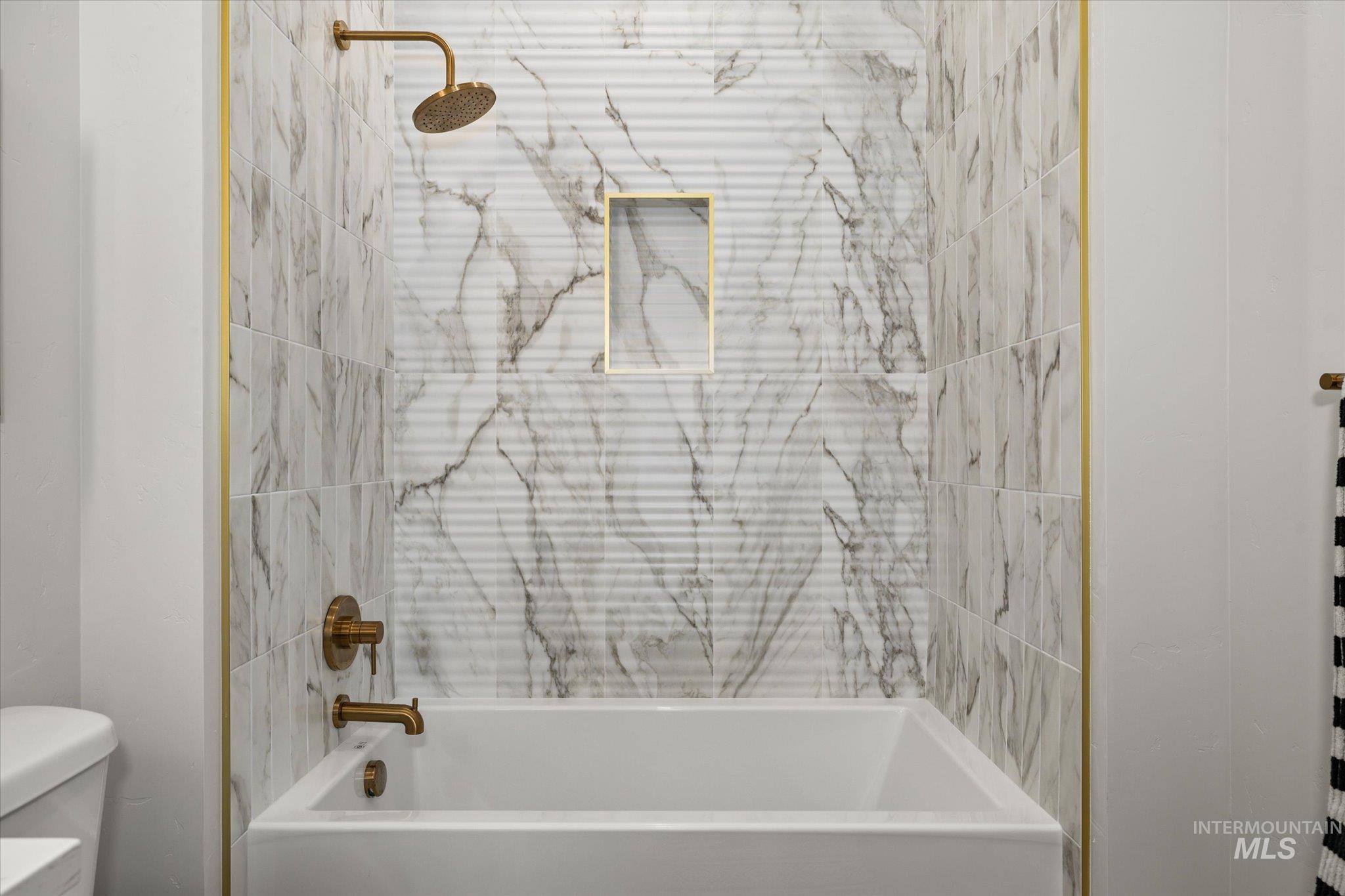 22625 Aura Vista Way, Caldwell, Idaho 83607, 4 Bedrooms, 3.5 Bathrooms, Residential For Sale, Price $1,175,000, 98976880