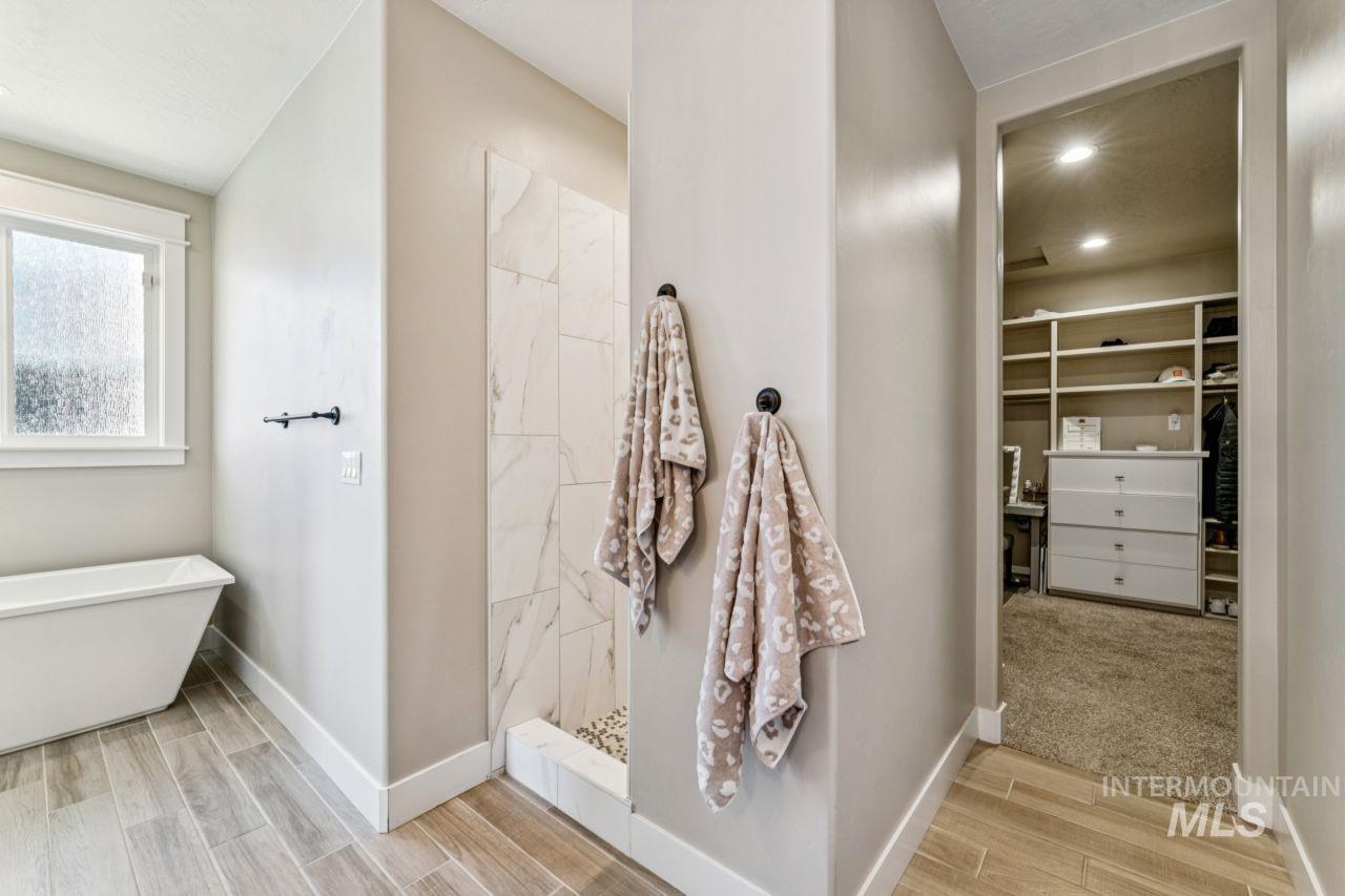 3945 E Fratello St., Meridian, Idaho 83642, 3 Bedrooms, 2 Bathrooms, Residential For Sale, Price $759,999, 98976883