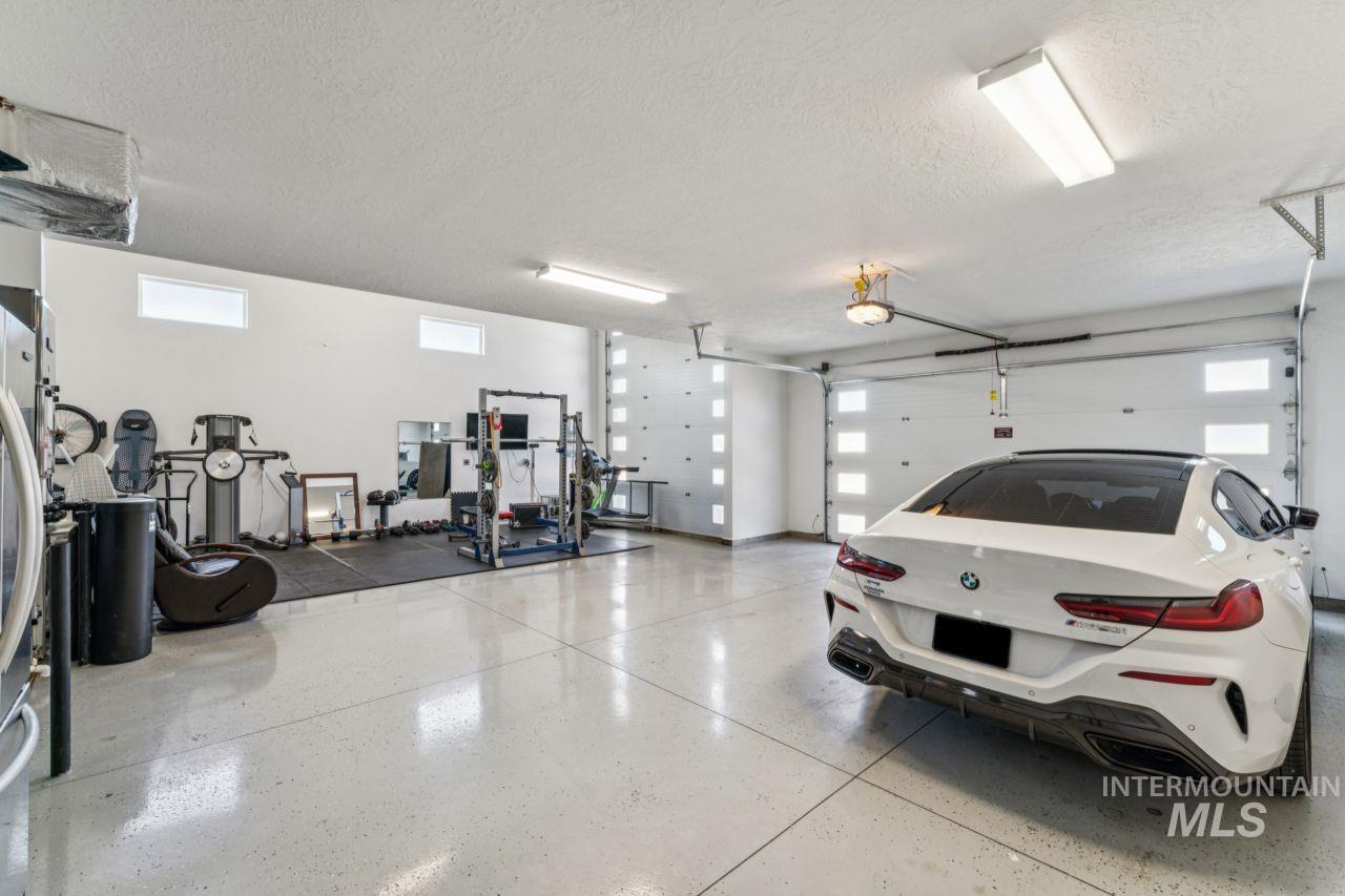 3945 E Fratello St., Meridian, Idaho 83642, 3 Bedrooms, 2 Bathrooms, Residential For Sale, Price $759,999, 98976883