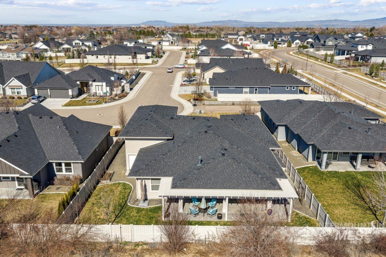 3945 E Fratello St., Meridian, Idaho 83642, 3 Bedrooms, 2 Bathrooms, Residential For Sale, Price $759,999, 98976883