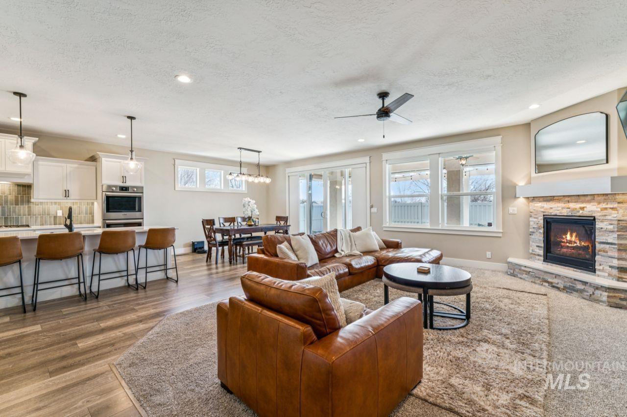 3945 E Fratello St., Meridian, Idaho 83642, 3 Bedrooms, 2 Bathrooms, Residential For Sale, Price $759,999, 98976883