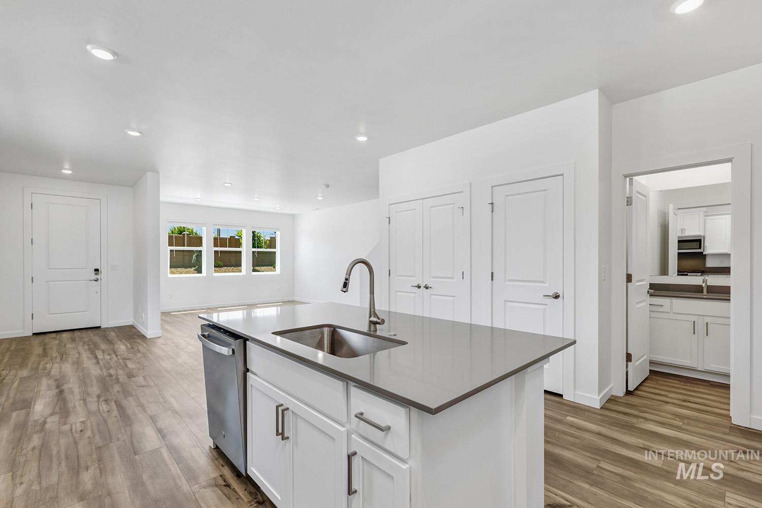 4133 W Steel Grey Ln, Eagle, Idaho 83616, 4 Bedrooms, 2.5 Bathrooms, Residential For Sale, Price $427,900, 98976884
