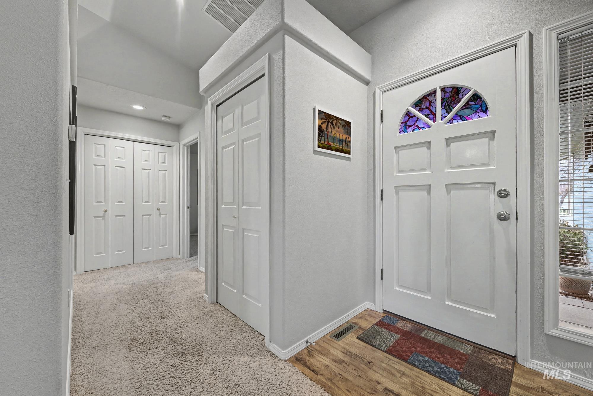 10411 W Rifleman St, Boise, Idaho 83704, 3 Bedrooms, 2 Bathrooms, Residential For Sale, Price $424,900,MLS 98976885