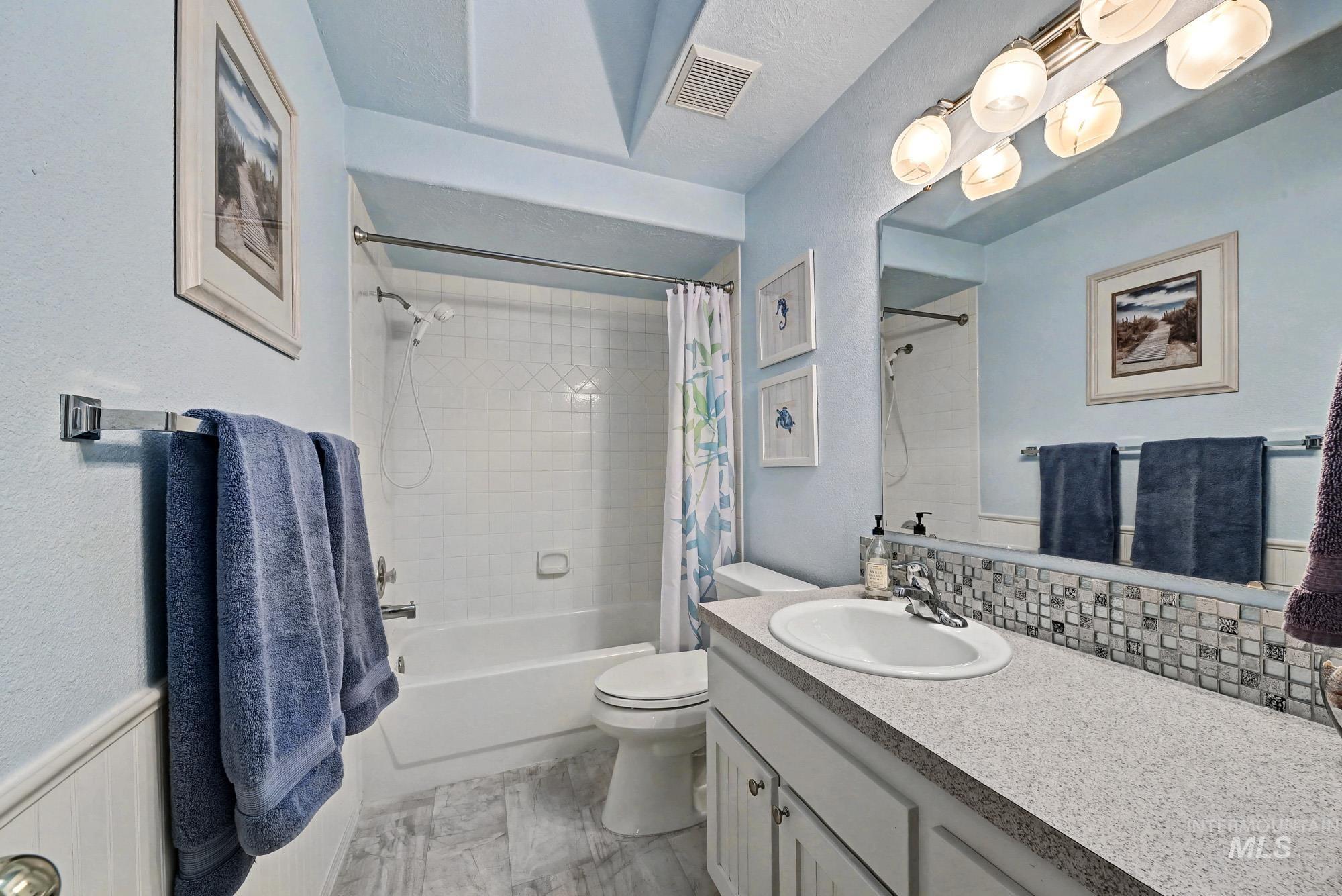 10411 W Rifleman St, Boise, Idaho 83704, 3 Bedrooms, 2 Bathrooms, Residential For Sale, Price $424,900,MLS 98976885