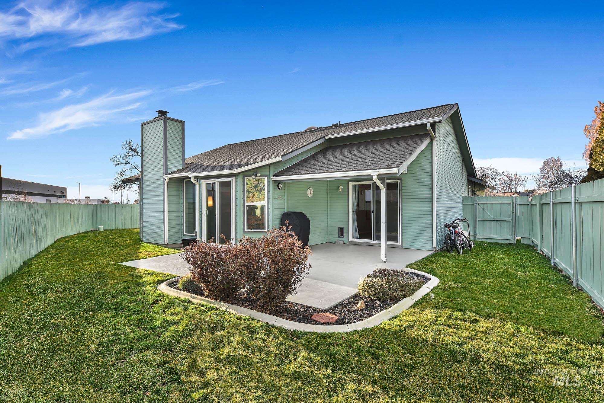 10411 W Rifleman St, Boise, Idaho 83704, 3 Bedrooms, 2 Bathrooms, Residential For Sale, Price $424,900,MLS 98976885