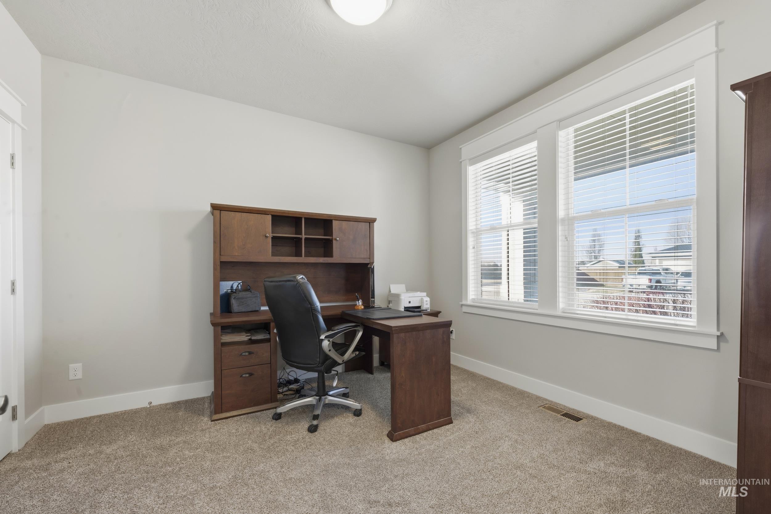 1086 N. Redspire Ave., Star, Idaho 83669, 4 Bedrooms, 2.5 Bathrooms, Residential For Sale, Price $825,000, 98976886