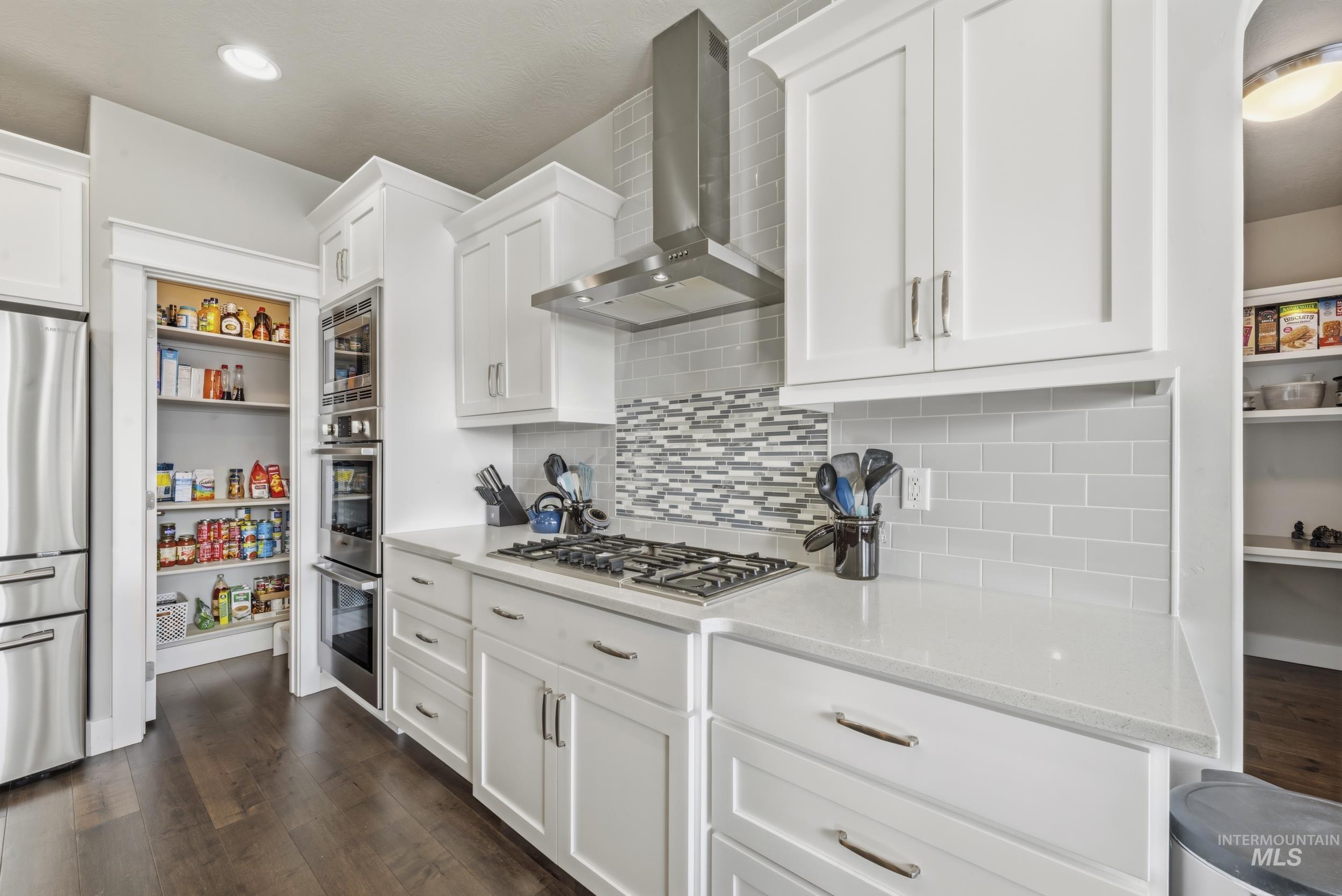 1086 N. Redspire Ave., Star, Idaho 83669, 4 Bedrooms, 2.5 Bathrooms, Residential For Sale, Price $825,000, 98976886