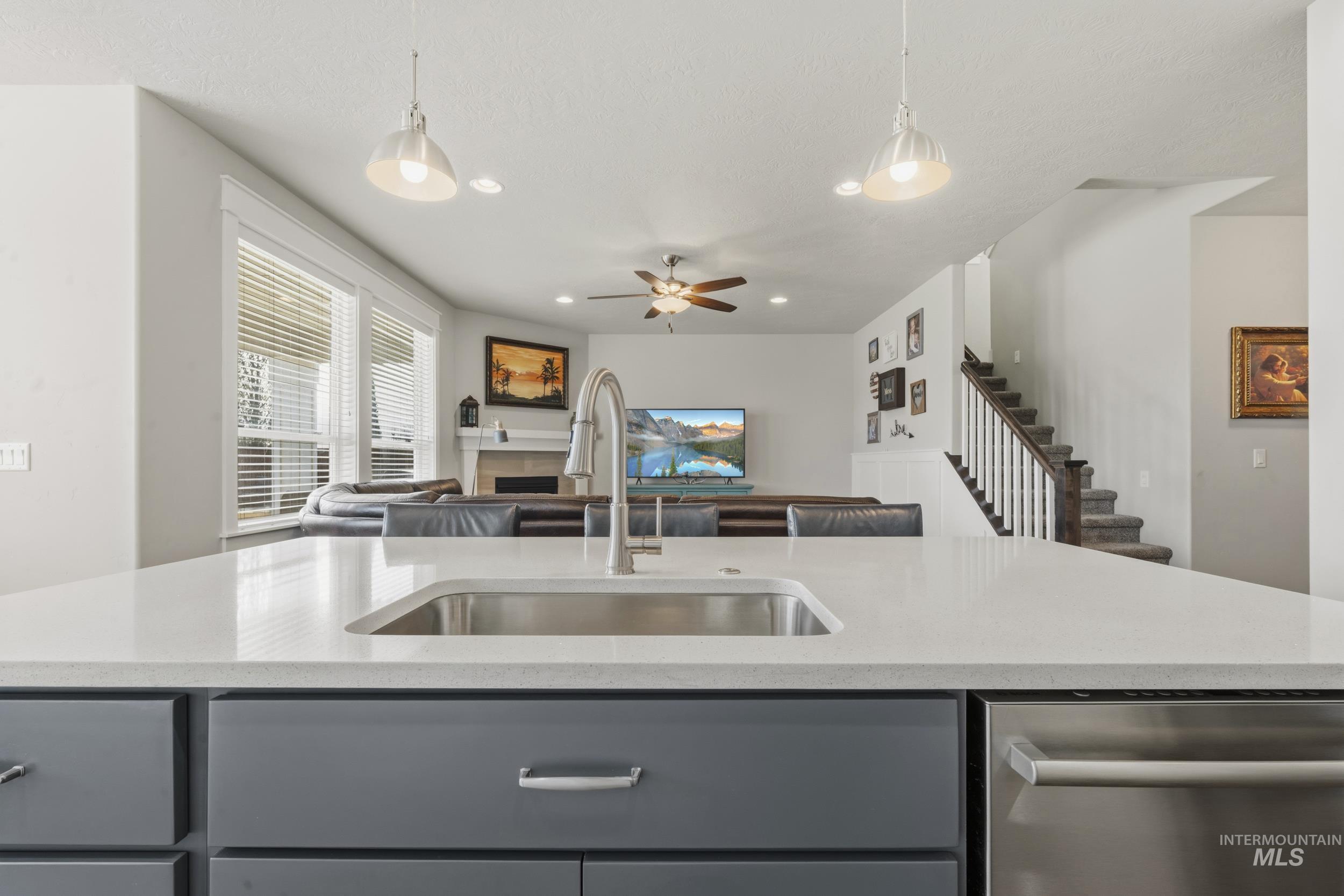 1086 N. Redspire Ave., Star, Idaho 83669, 4 Bedrooms, 2.5 Bathrooms, Residential For Sale, Price $825,000, 98976886