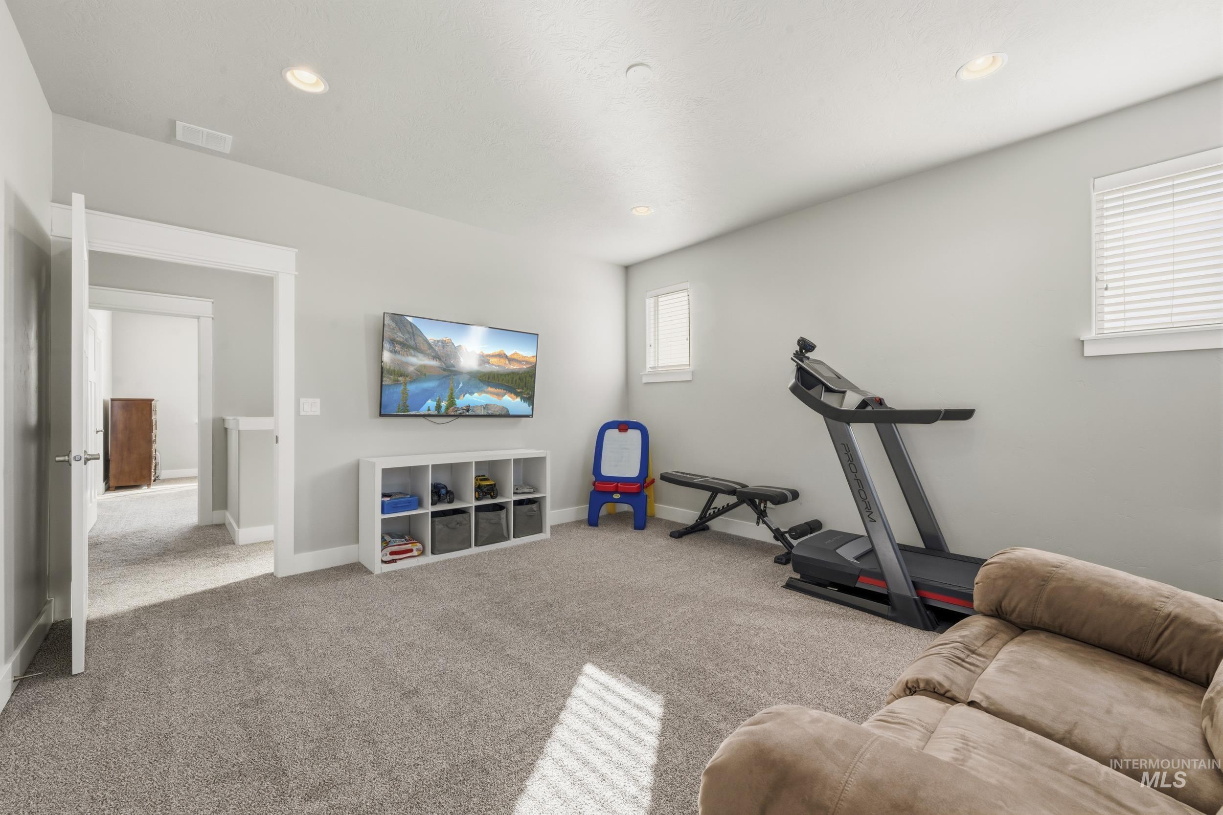 1086 N. Redspire Ave., Star, Idaho 83669, 4 Bedrooms, 2.5 Bathrooms, Residential For Sale, Price $825,000, 98976886