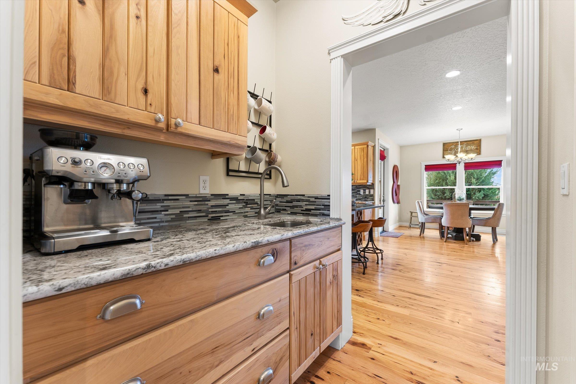 1785 Walnut Ave., Fruitland, Idaho 83619, 3 Bedrooms, 2 Bathrooms, Residential For Sale, Price $549,000,MLS 98976888