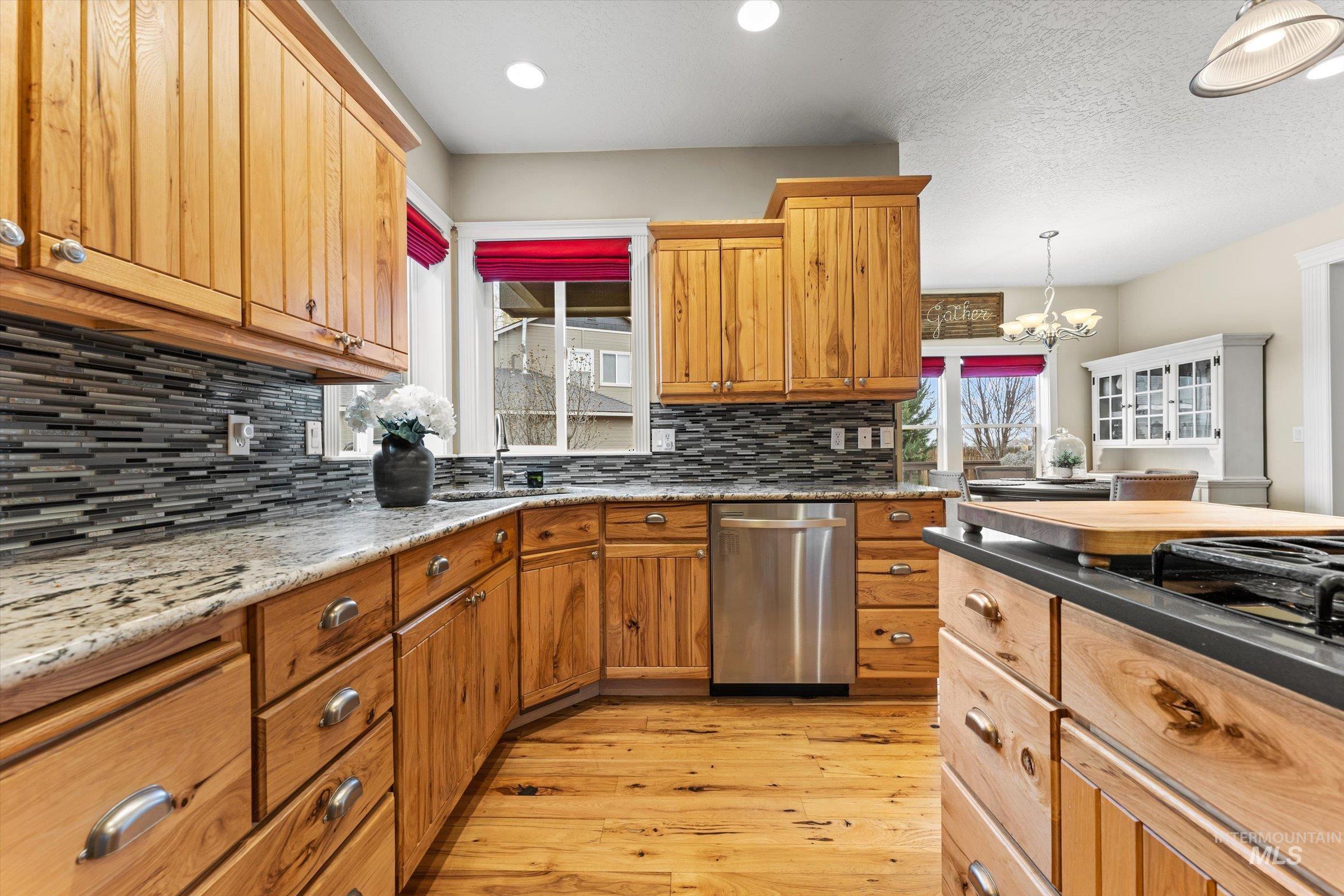 1785 Walnut Ave., Fruitland, Idaho 83619, 3 Bedrooms, 2 Bathrooms, Residential For Sale, Price $549,000,MLS 98976888