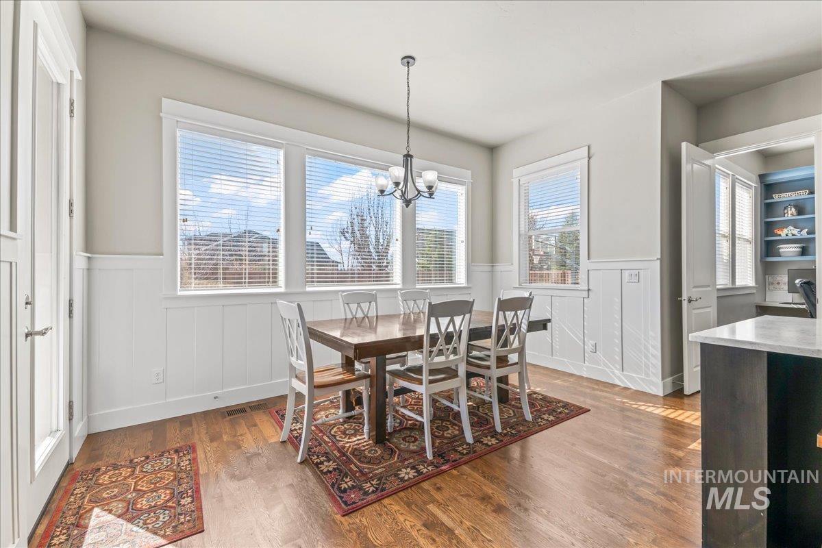 4113 W Wolf Rapids St, Meridian, Idaho 83646, 4 Bedrooms, 3.5 Bathrooms, Residential For Sale, Price $869,900, 98976889