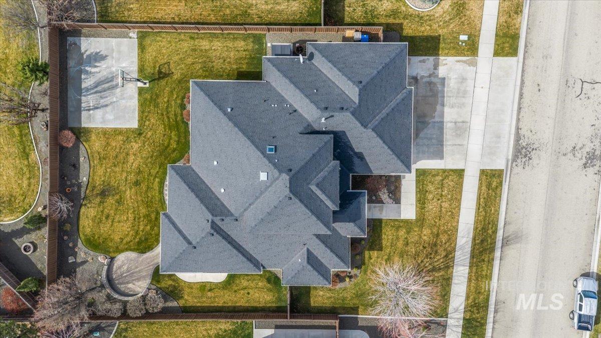 4113 W Wolf Rapids St, Meridian, Idaho 83646, 4 Bedrooms, 3.5 Bathrooms, Residential For Sale, Price $869,900, 98976889