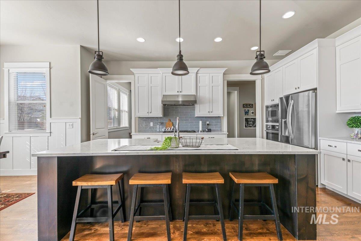 4113 W Wolf Rapids St, Meridian, Idaho 83646, 4 Bedrooms, 3.5 Bathrooms, Residential For Sale, Price $869,900, 98976889