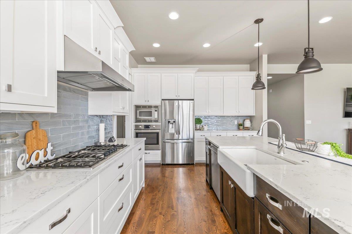 4113 W Wolf Rapids St, Meridian, Idaho 83646, 4 Bedrooms, 3.5 Bathrooms, Residential For Sale, Price $869,900, 98976889