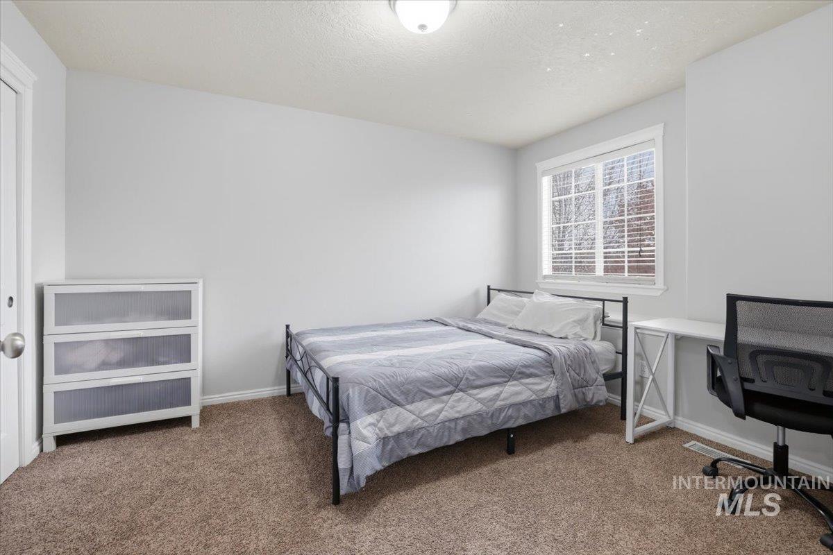 1579 E Ionia St, Meridian, Idaho 83642, 4 Bedrooms, 2.5 Bathrooms, Residential For Sale, Price $525,000,MLS 98976891