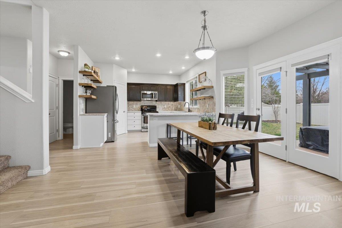 1579 E Ionia St, Meridian, Idaho 83642, 4 Bedrooms, 2.5 Bathrooms, Residential For Sale, Price $525,000,MLS 98976891