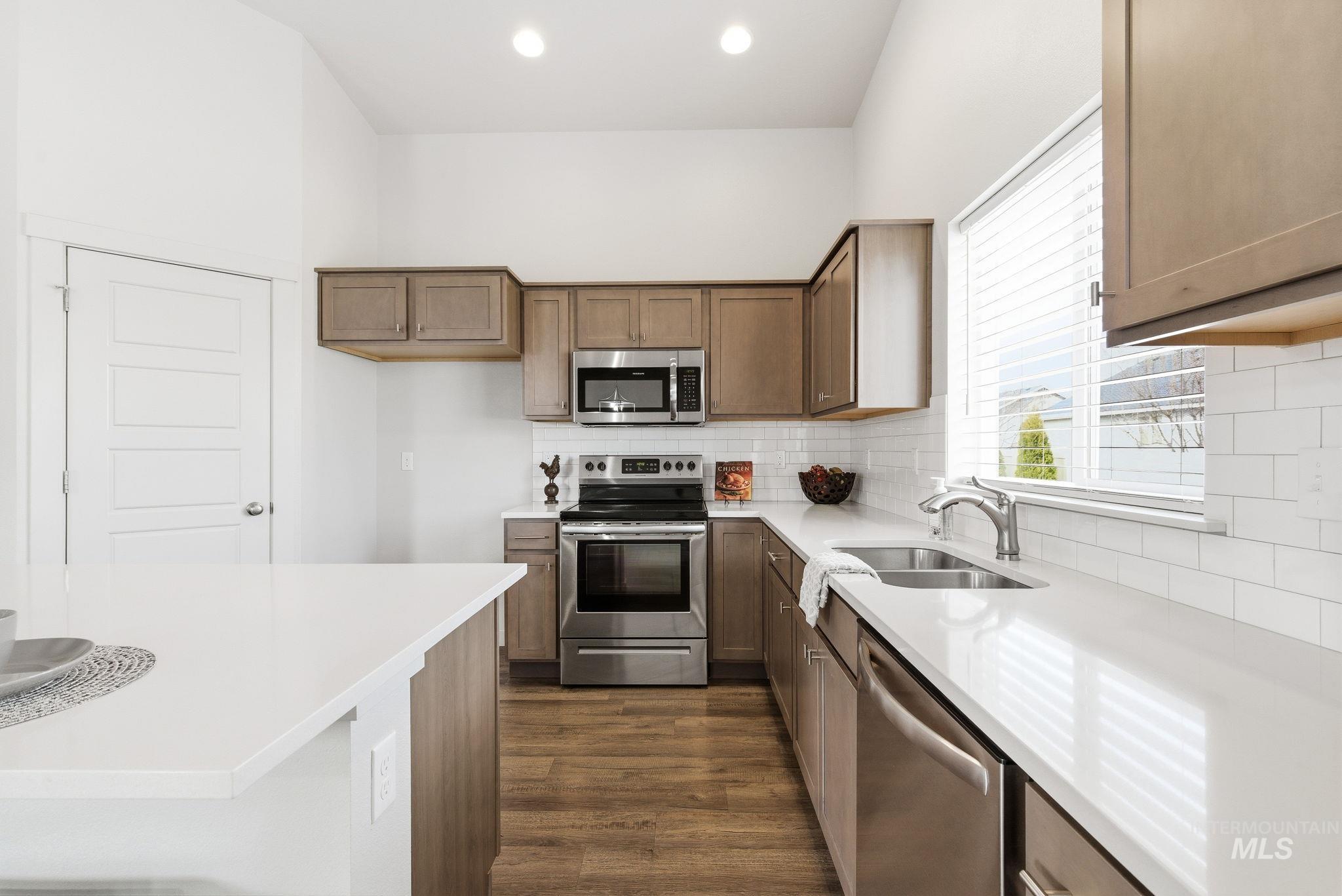 1916 W Henrys Fork Drive, Meridian, Idaho 83642, 4 Bedrooms, 2 Bathrooms, Residential For Sale, Price $515,500,MLS 98976895