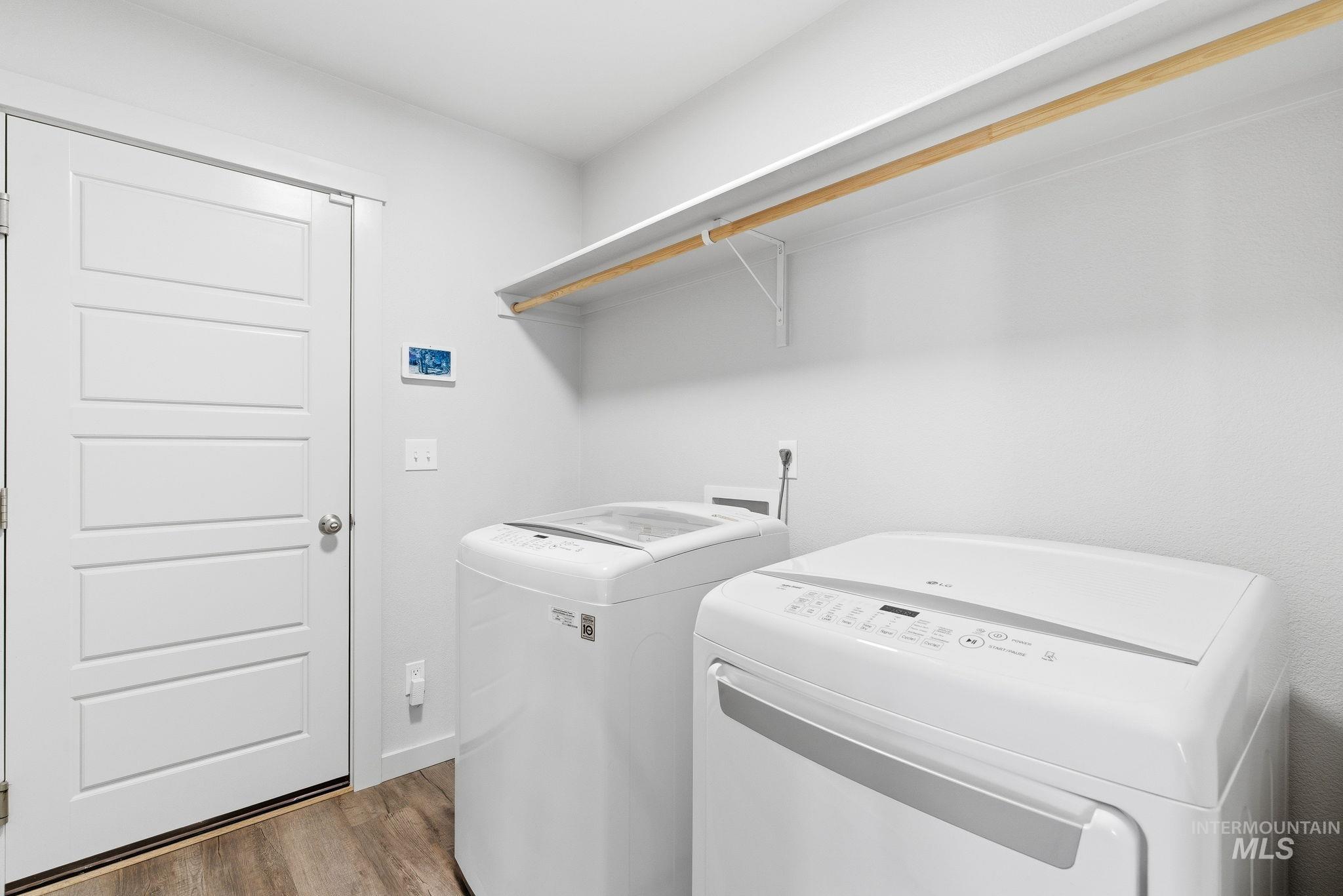 1916 W Henrys Fork Drive, Meridian, Idaho 83642, 4 Bedrooms, 2 Bathrooms, Residential For Sale, Price $515,500,MLS 98976895