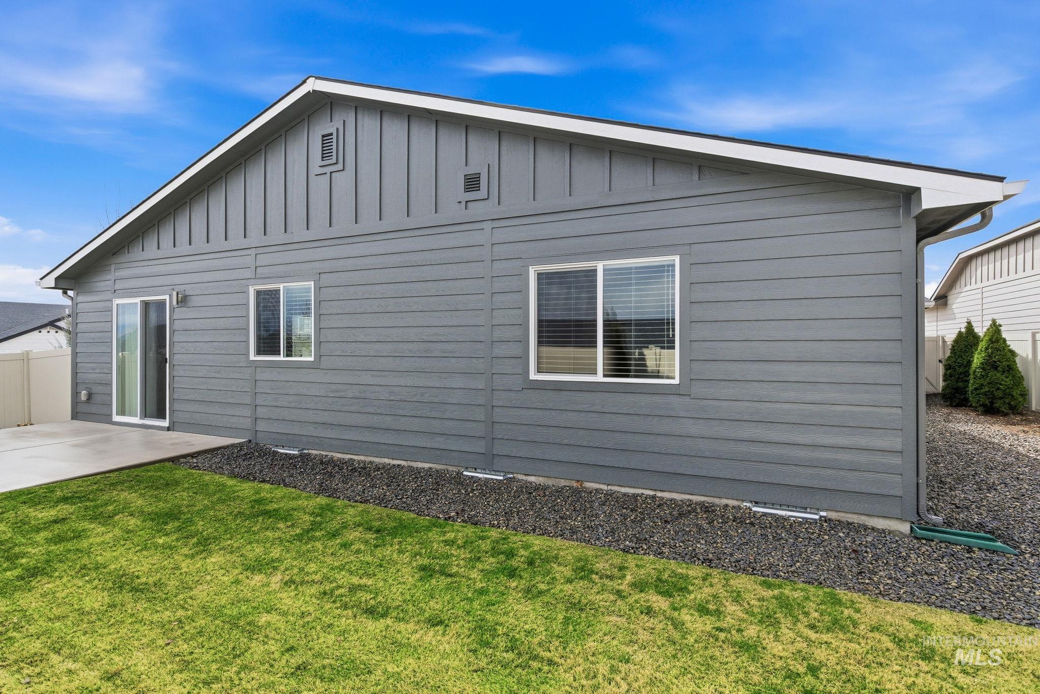 1916 W Henrys Fork Drive, Meridian, Idaho 83642, 4 Bedrooms, 2 Bathrooms, Residential For Sale, Price $515,500,MLS 98976895