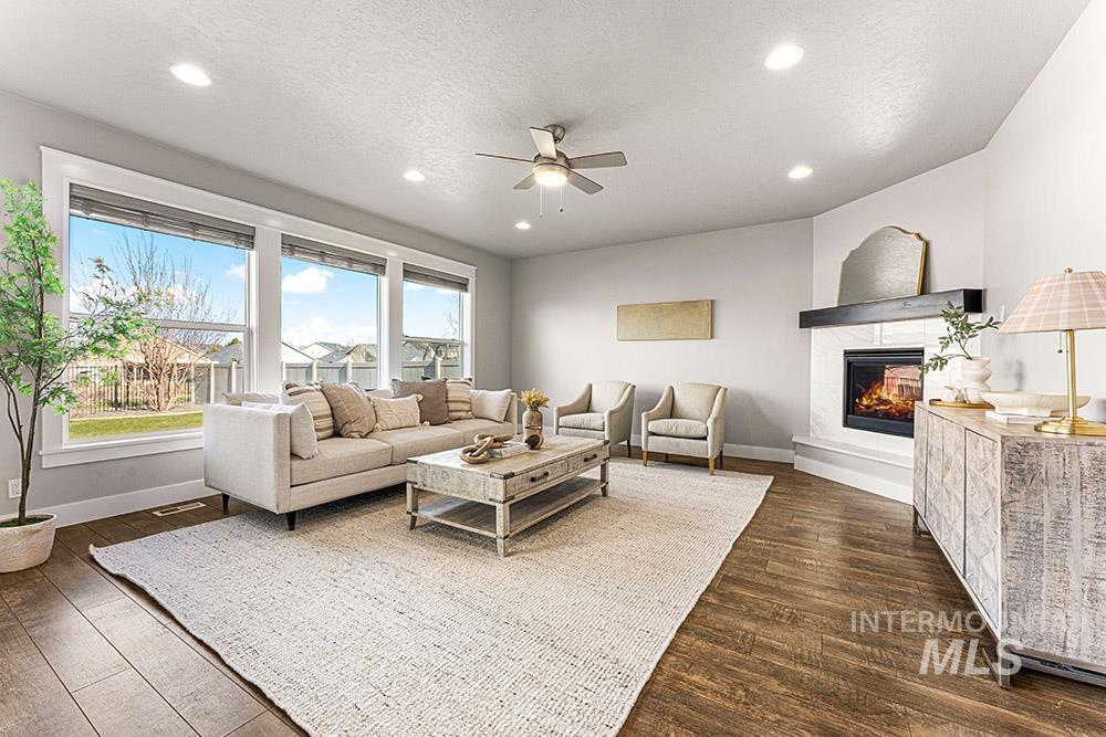 554 E Sicily Drive, Meridian, Idaho 83642, 4 Bedrooms, 2.5 Bathrooms, Residential For Sale, Price $769,900,MLS 98976898