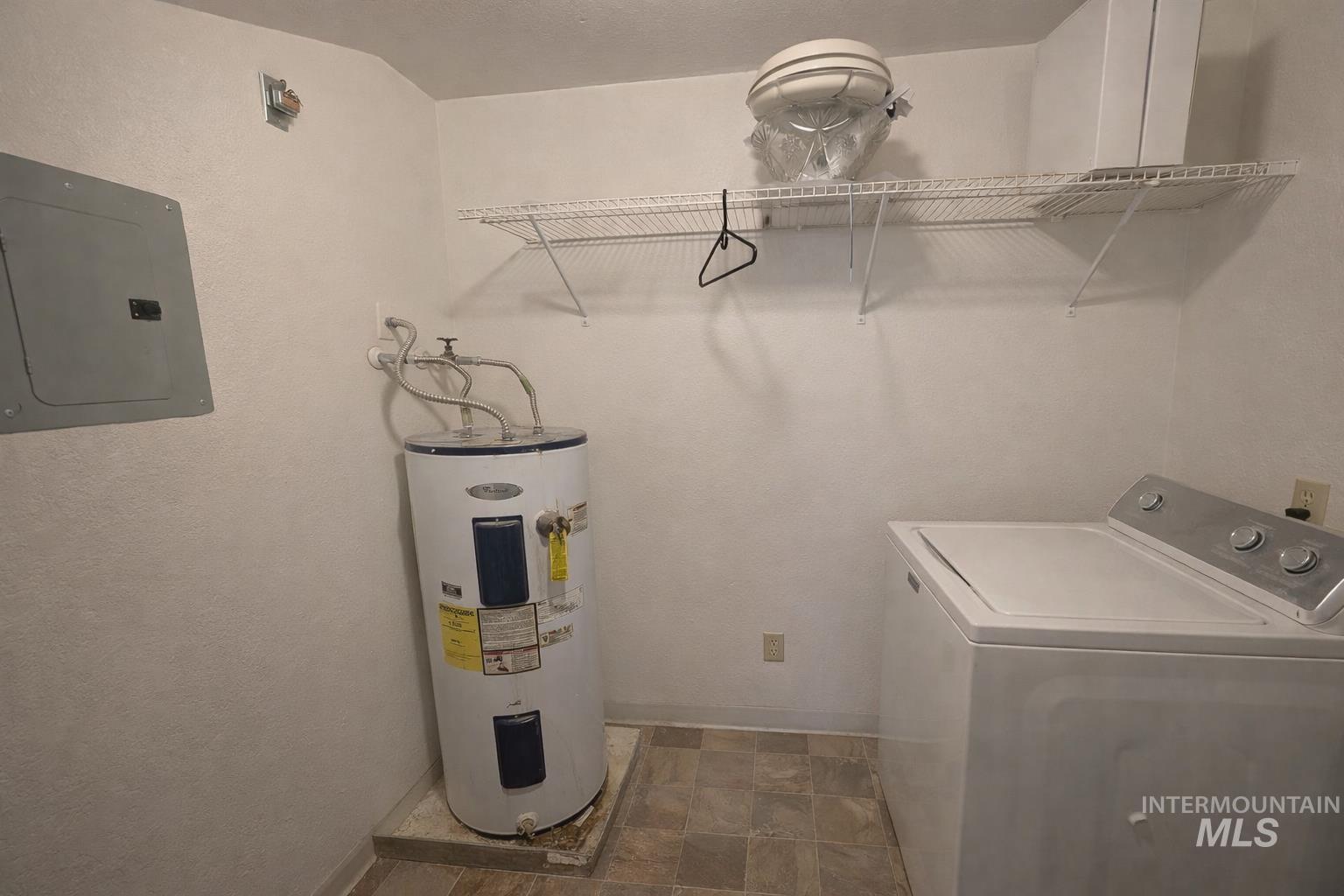 4835 W Targee St., Boise, Idaho 83705, 2 Bedrooms, 1 Bathroom, Residential For Sale, Price $230,000,MLS 98976899