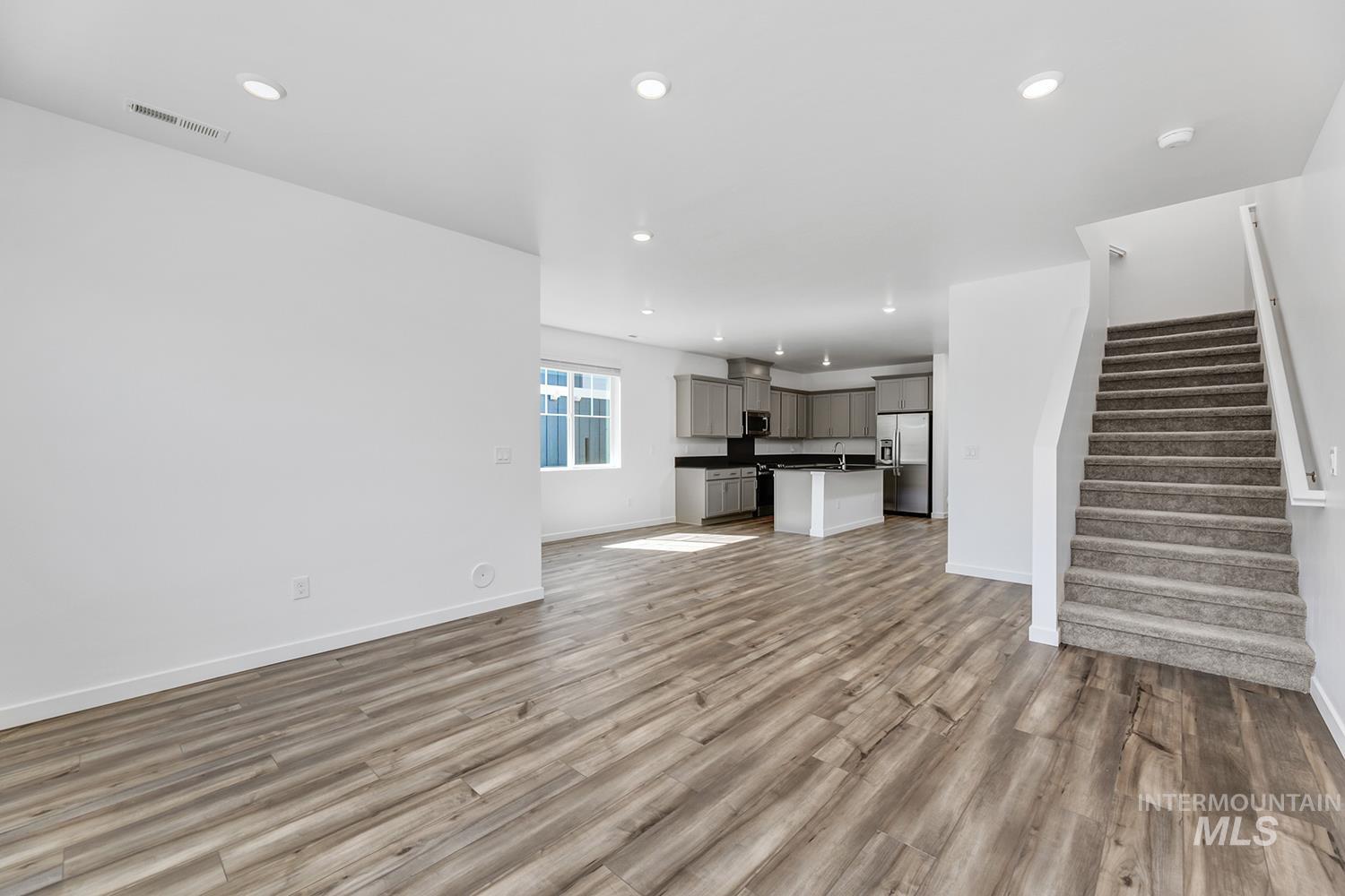 4157 W Steel Grey Ln, Eagle, Idaho 83616, 4 Bedrooms, 2.5 Bathrooms, Residential For Sale, Price $422,900, 98976902