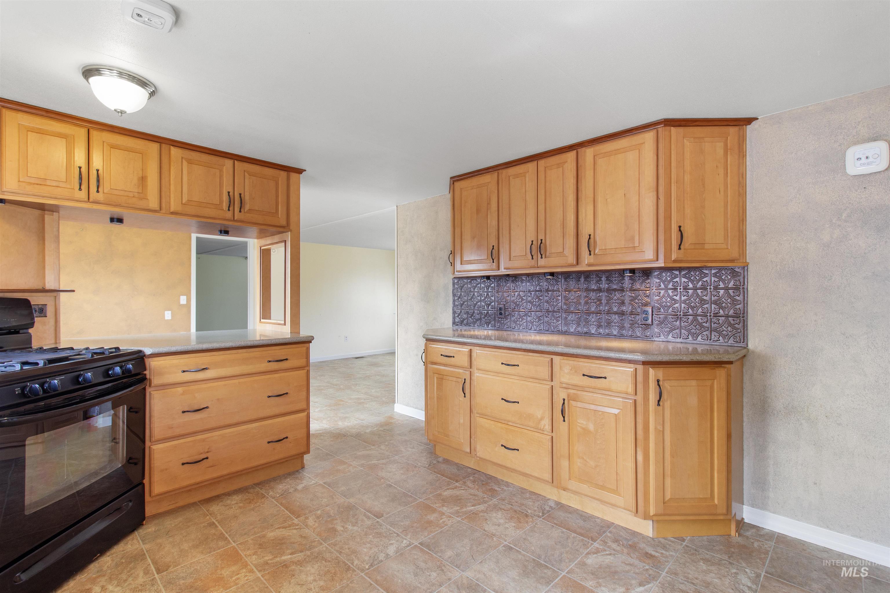 268 Villa Road, Twin Falls, Idaho 83301, 3 Bedrooms, 2 Bathrooms, Residential For Sale, Price $230,000,MLS 98976905