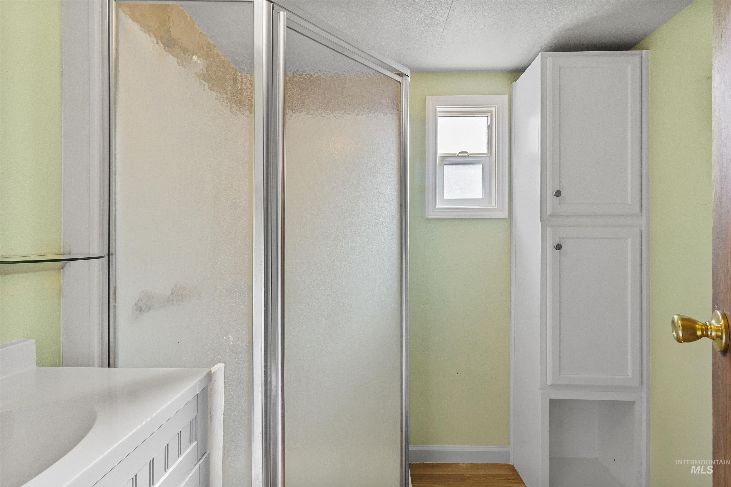 268 Villa Road, Twin Falls, Idaho 83301, 3 Bedrooms, 2 Bathrooms, Residential For Sale, Price $230,000,MLS 98976905