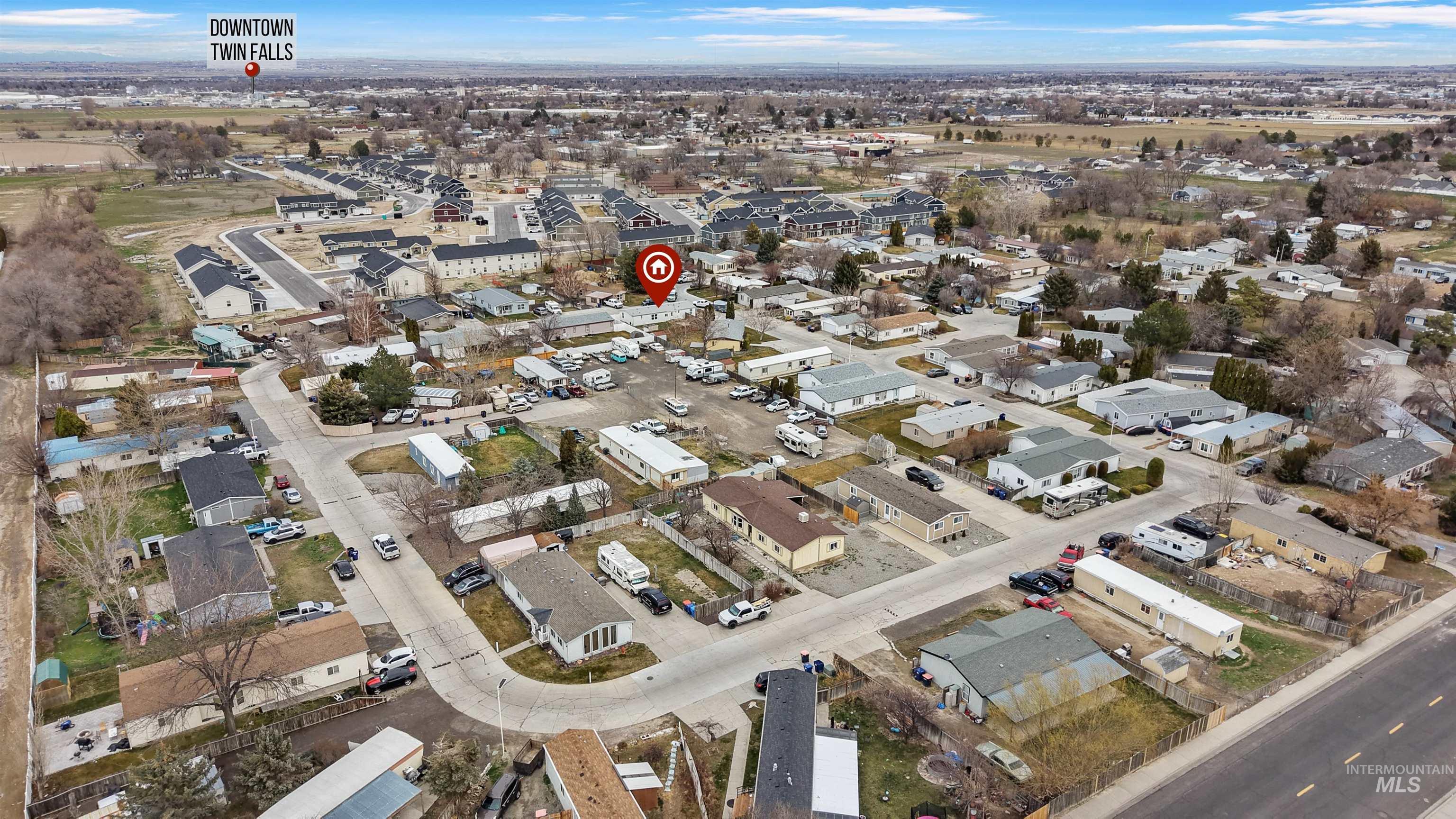 268 Villa Road, Twin Falls, Idaho 83301, 3 Bedrooms, 2 Bathrooms, Residential For Sale, Price $230,000,MLS 98976905