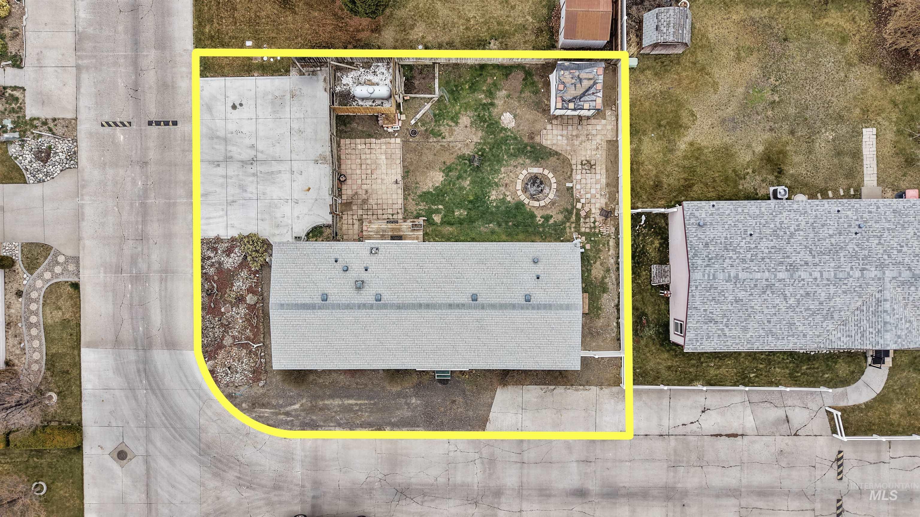 268 Villa Road, Twin Falls, Idaho 83301, 3 Bedrooms, 2 Bathrooms, Residential For Sale, Price $230,000,MLS 98976905