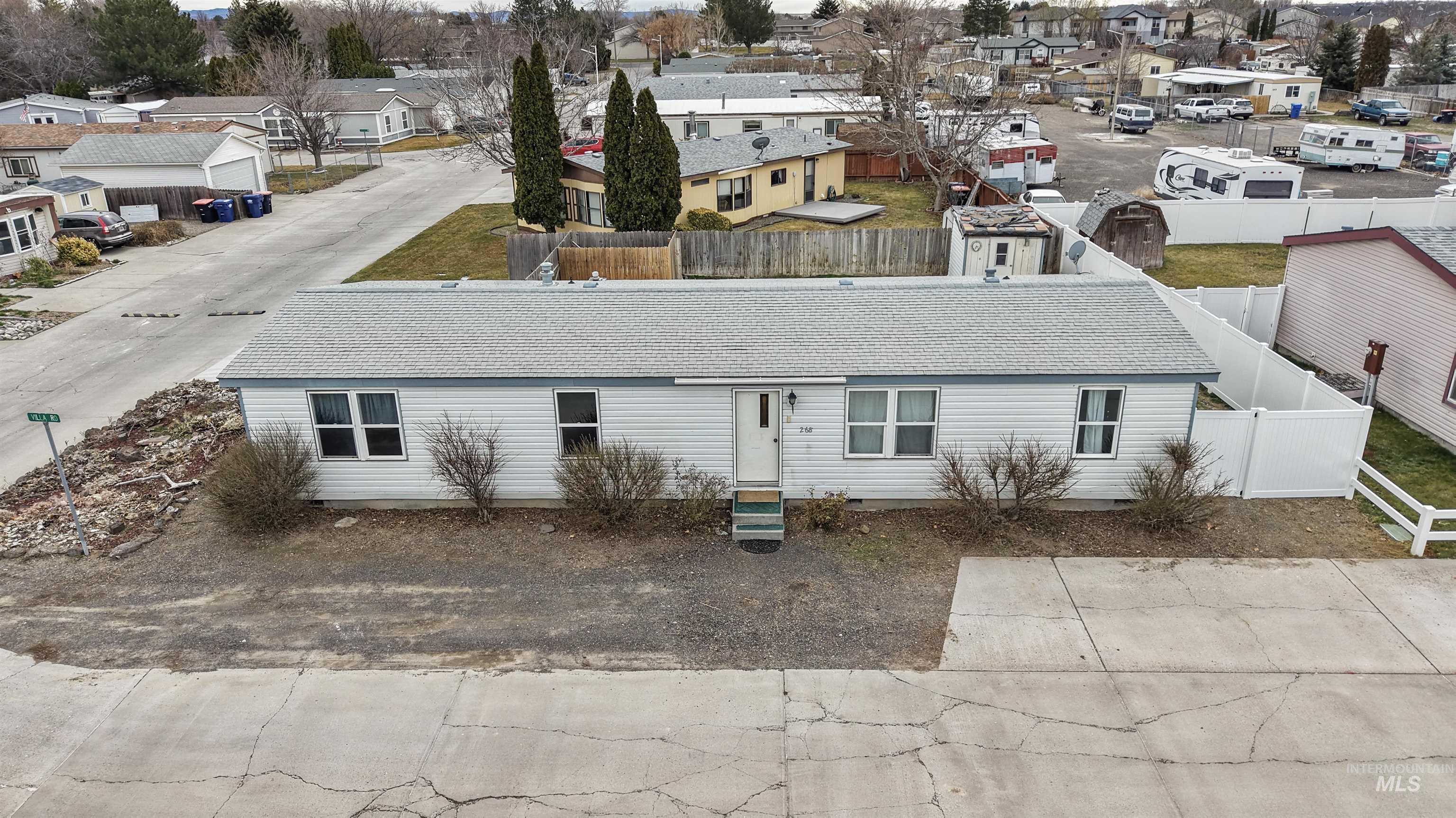 268 Villa Road, Twin Falls, Idaho 83301, 3 Bedrooms, 2 Bathrooms, Residential For Sale, Price $230,000,MLS 98976905