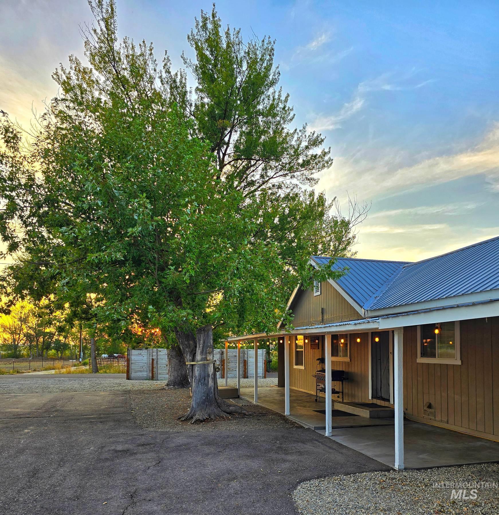 4800 Freemont Rd, New Plymouth, Idaho 83655, 4 Bedrooms, 2.5 Bathrooms, Residential For Sale, Price $779,000,MLS 98976906