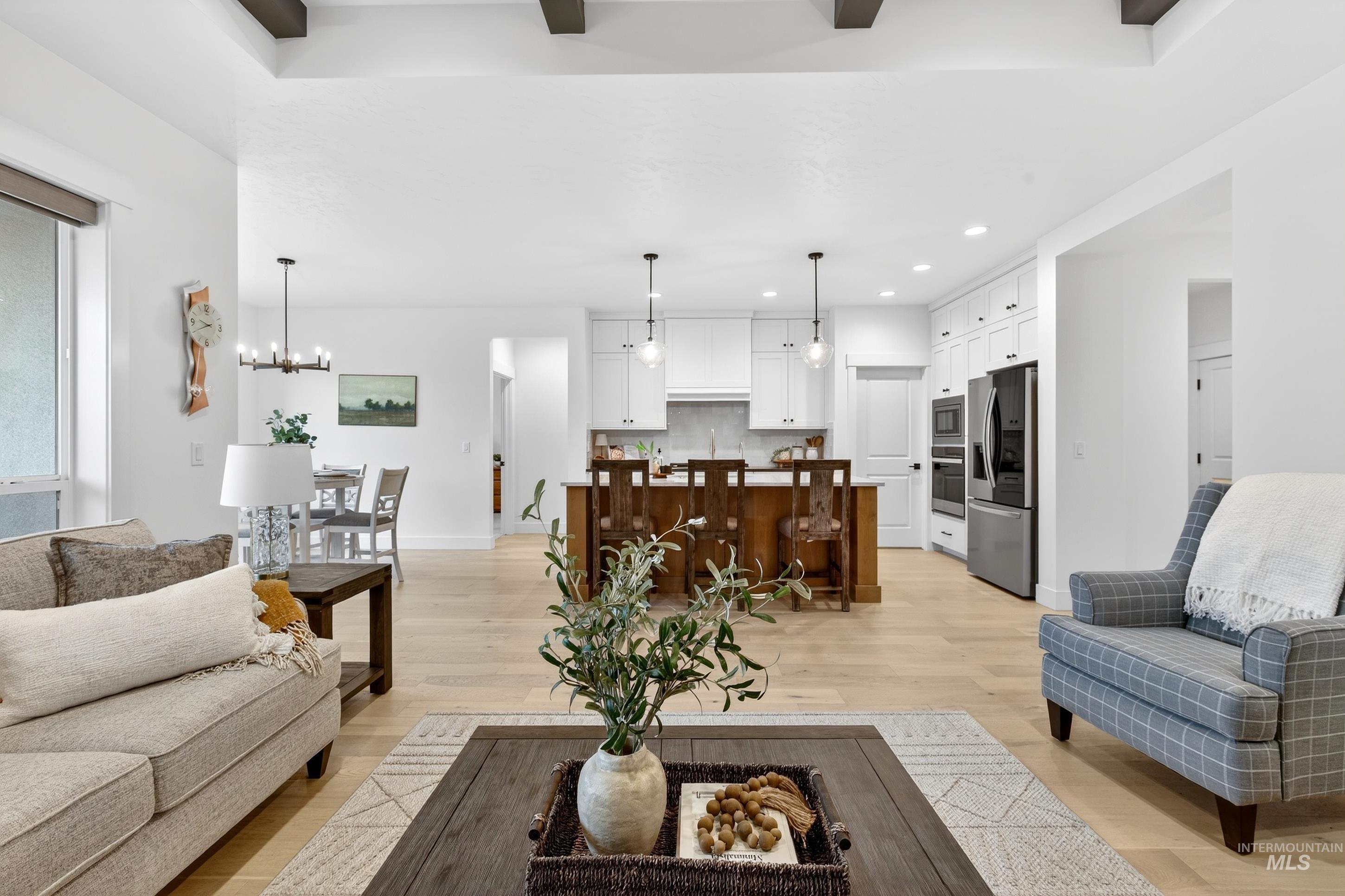 121 S Ziklag Ave, Kuna, Idaho 83634, 3 Bedrooms, 2 Bathrooms, Residential For Sale, Price $545,000,MLS 98976909