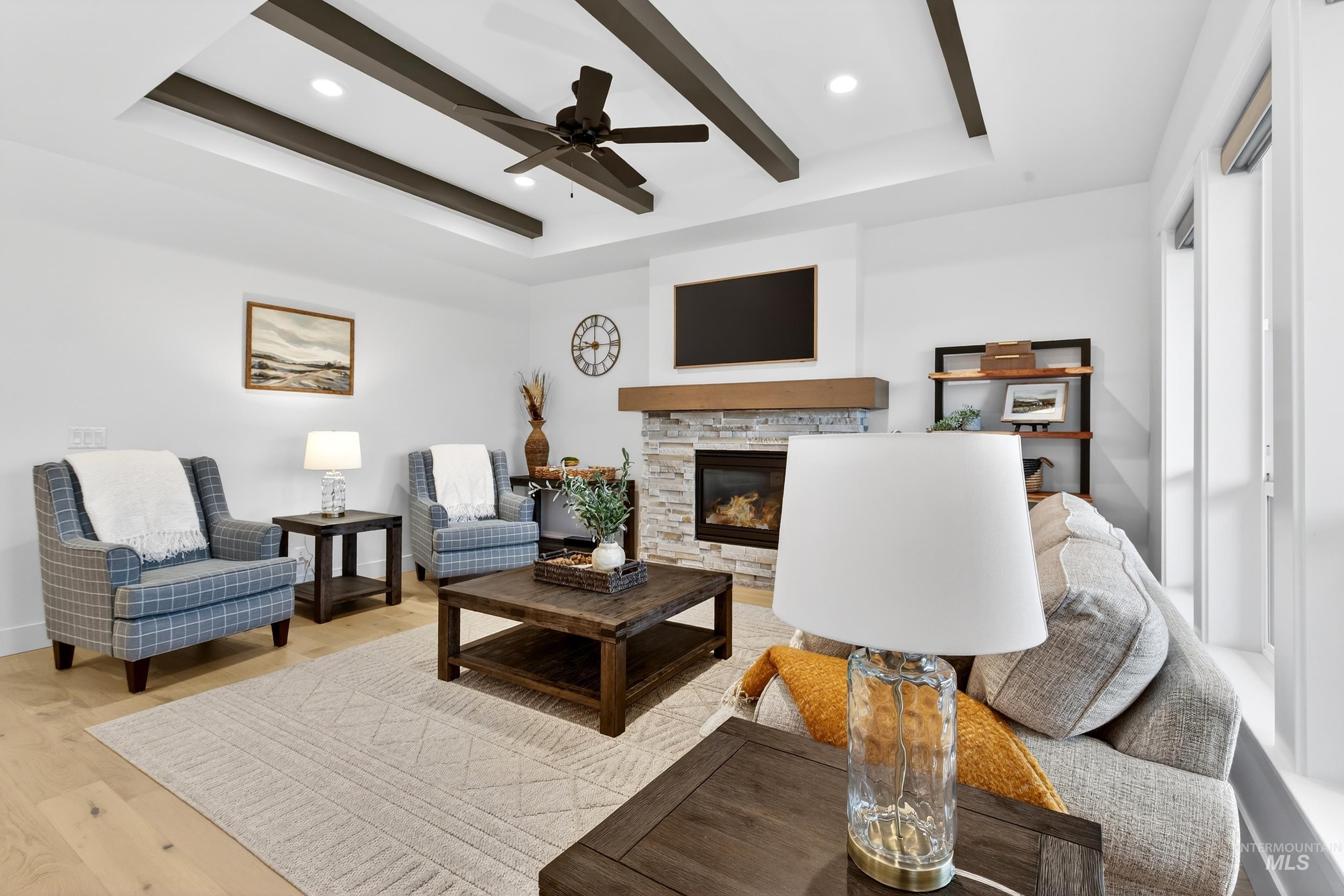 121 S Ziklag Ave, Kuna, Idaho 83634, 3 Bedrooms, 2 Bathrooms, Residential For Sale, Price $545,000,MLS 98976909