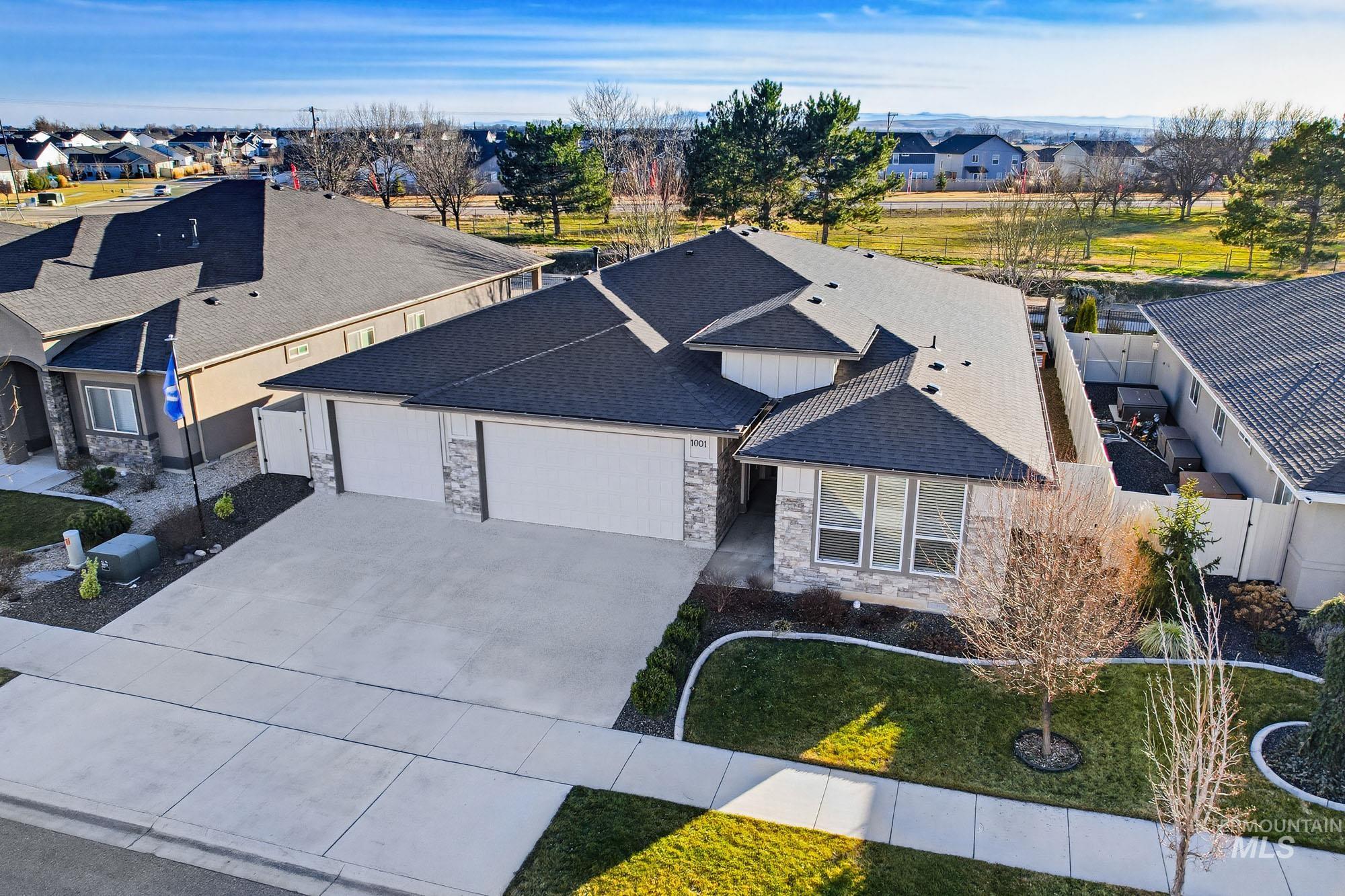 1001 E Andes Drive, Kuna, Idaho 83634, 3 Bedrooms, 2 Bathrooms, Residential For Sale, Price $599,999,MLS 98976910