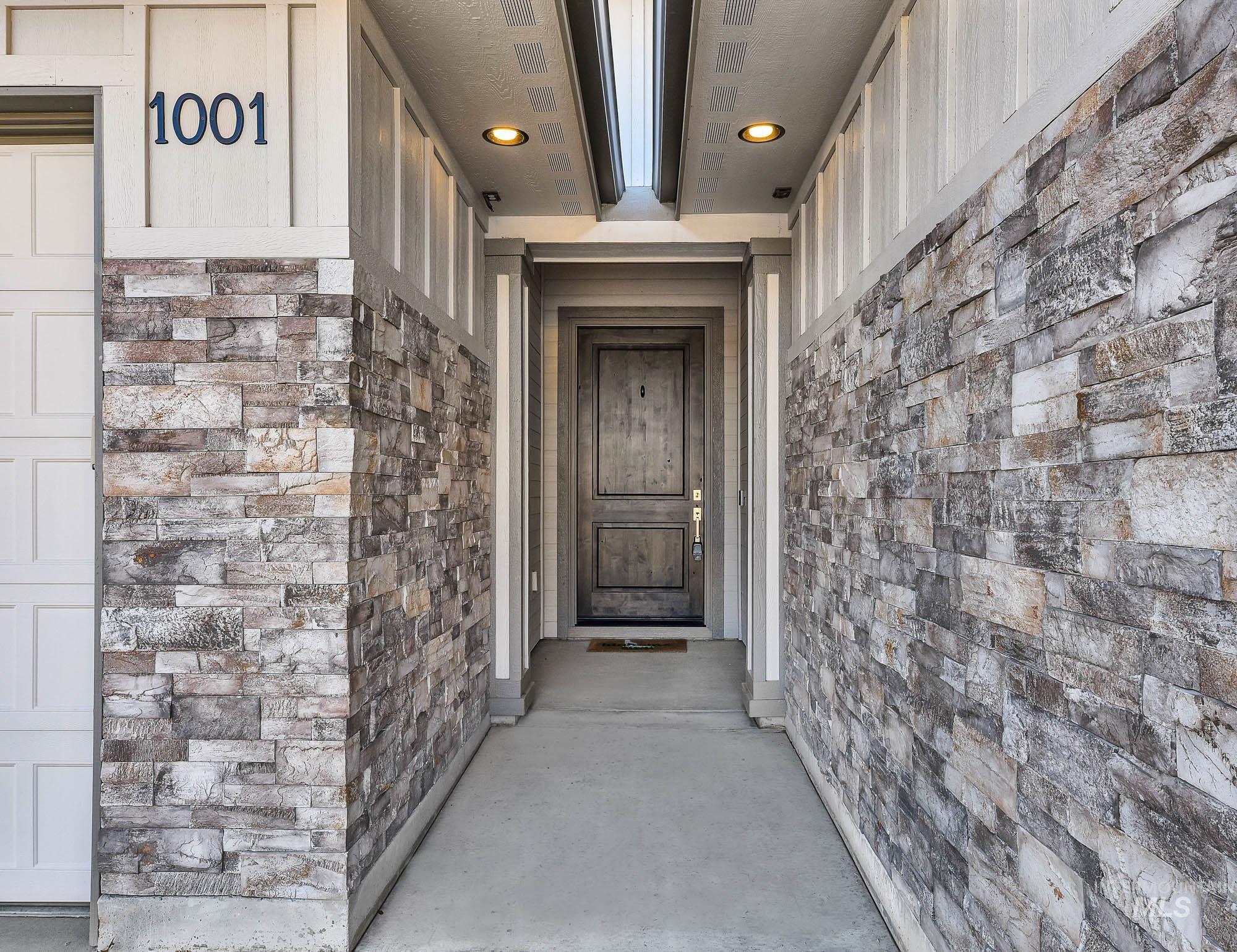 1001 E Andes Drive, Kuna, Idaho 83634, 3 Bedrooms, 2 Bathrooms, Residential For Sale, Price $599,999,MLS 98976910