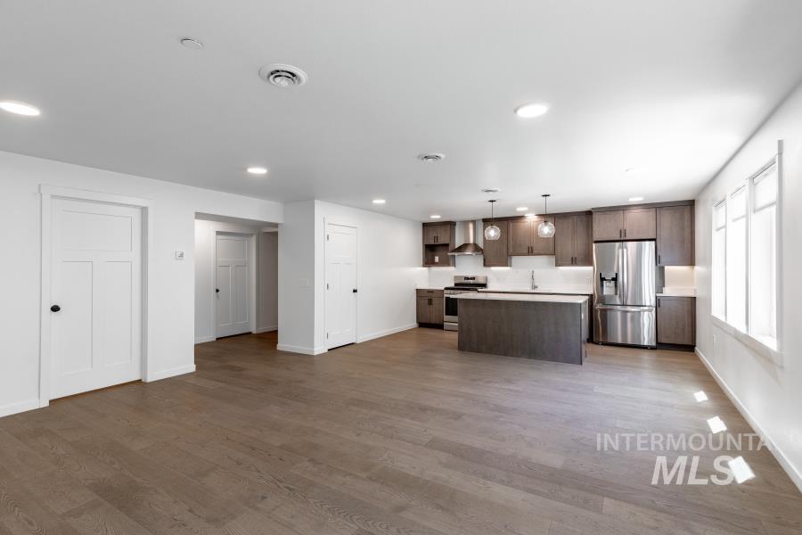 115 N Almon #104, Moscow, Idaho 83843, 3 Bedrooms, 2 Bathrooms, Residential For Sale, Price $465,000,MLS 98976911