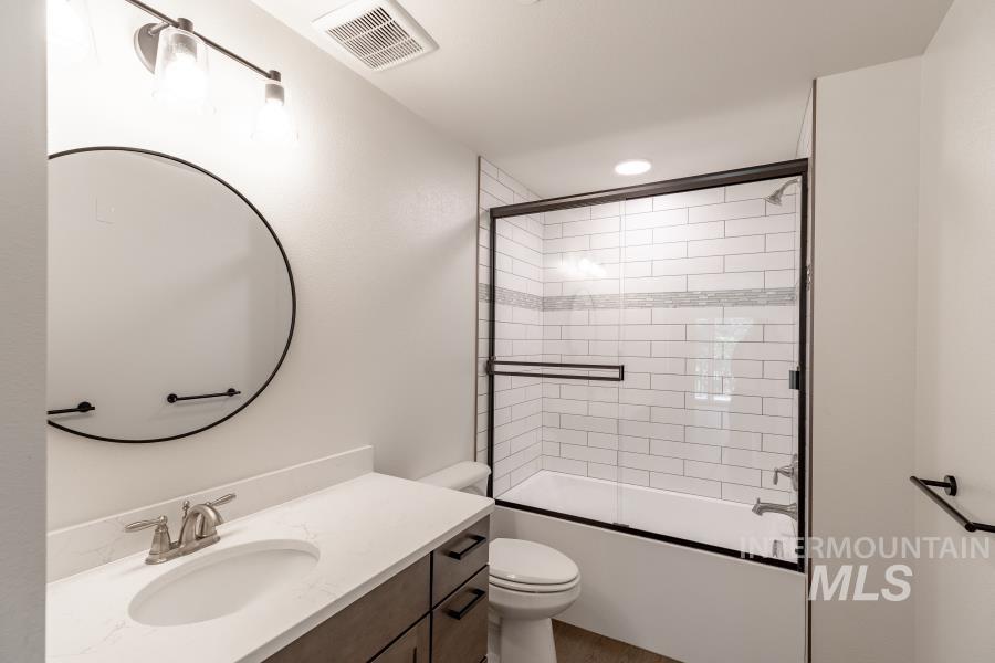 115 N Almon #104, Moscow, Idaho 83843, 3 Bedrooms, 2 Bathrooms, Residential For Sale, Price $465,000,MLS 98976911