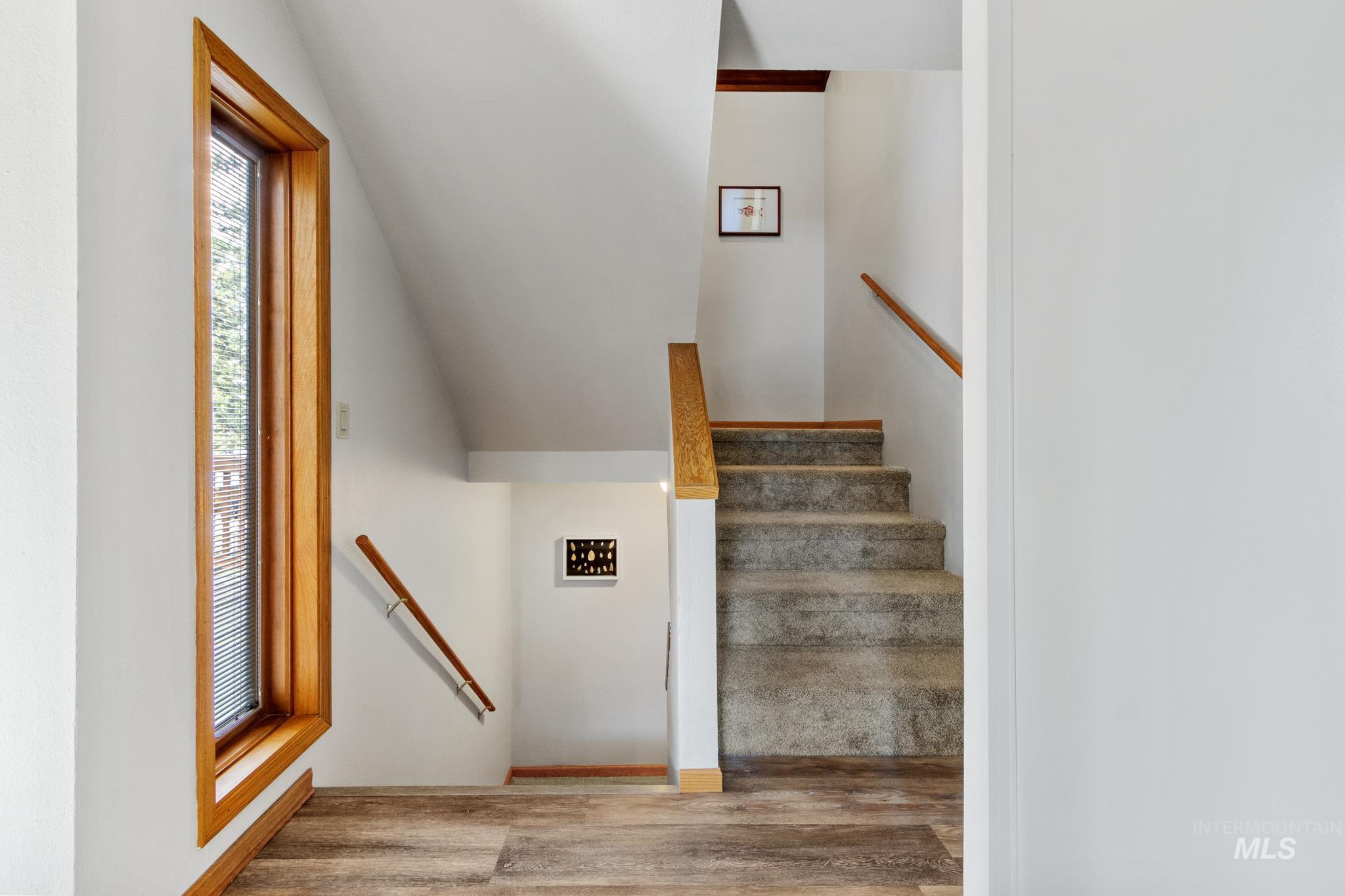 7 Elderberry Circle, Idaho City, Idaho 83631, 3 Bedrooms, 2 Bathrooms, Residential For Sale, Price $529,000,MLS 98976912