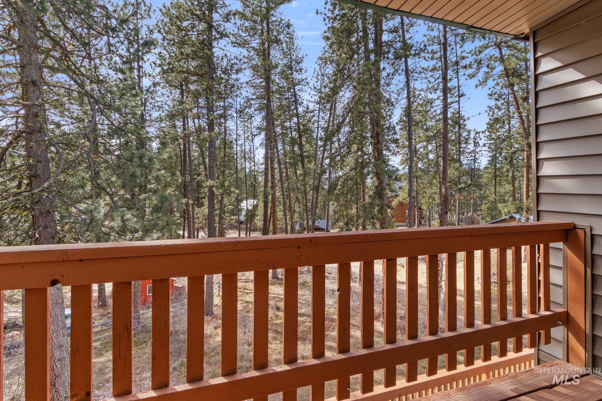 7 Elderberry Circle, Idaho City, Idaho 83631, 3 Bedrooms, 2 Bathrooms, Residential For Sale, Price $529,000,MLS 98976912