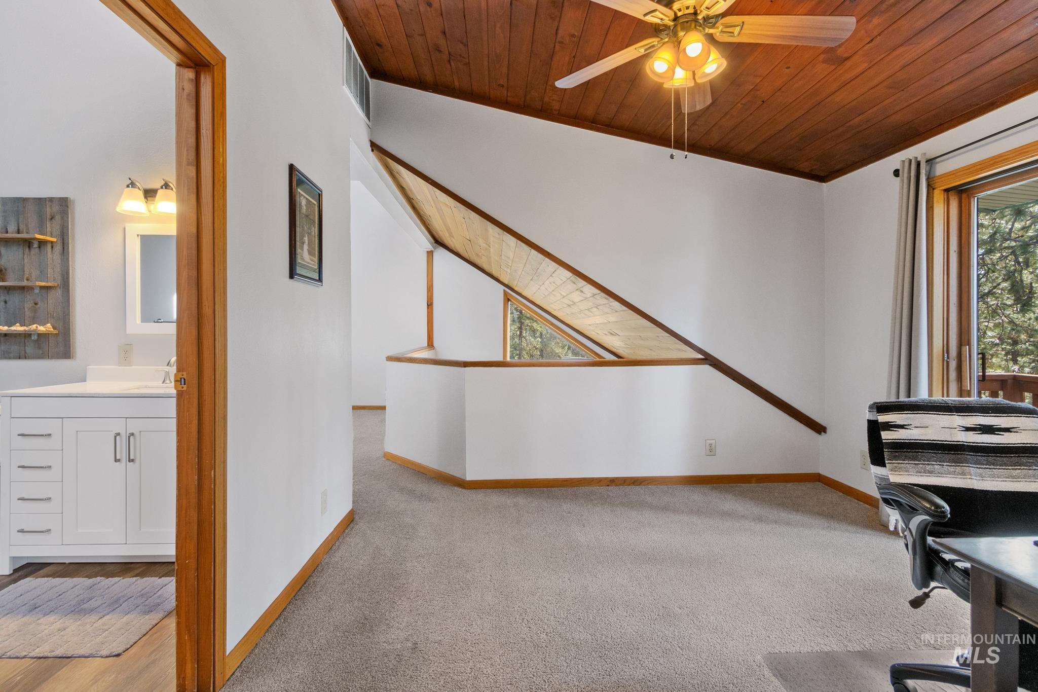 7 Elderberry Circle, Idaho City, Idaho 83631, 3 Bedrooms, 2 Bathrooms, Residential For Sale, Price $529,000,MLS 98976912