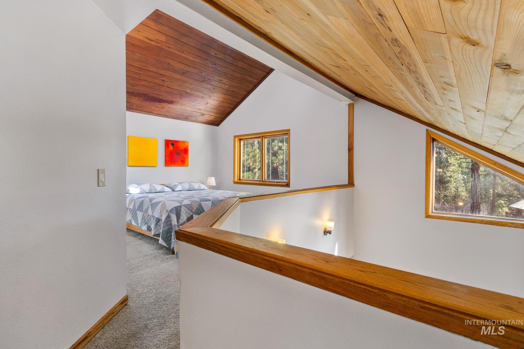 7 Elderberry Circle, Idaho City, Idaho 83631, 3 Bedrooms, 2 Bathrooms, Residential For Sale, Price $529,000,MLS 98976912